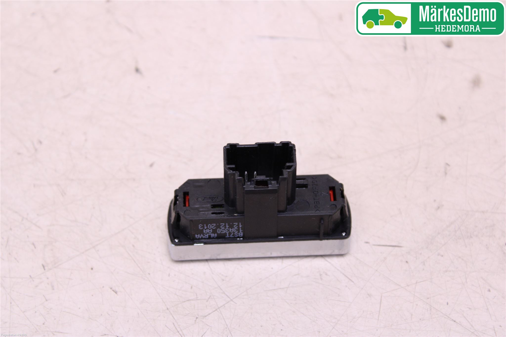 Ford MONDEO 07-15 Strömställare Varnings