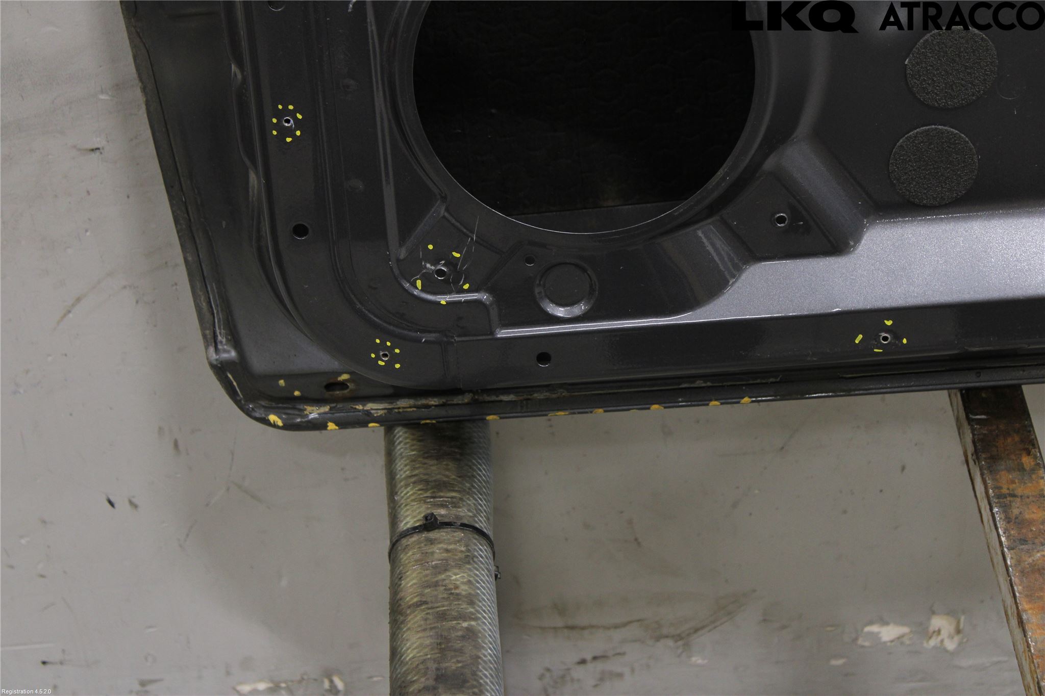 Volvo V70 00-04 Dörr Fram Höger