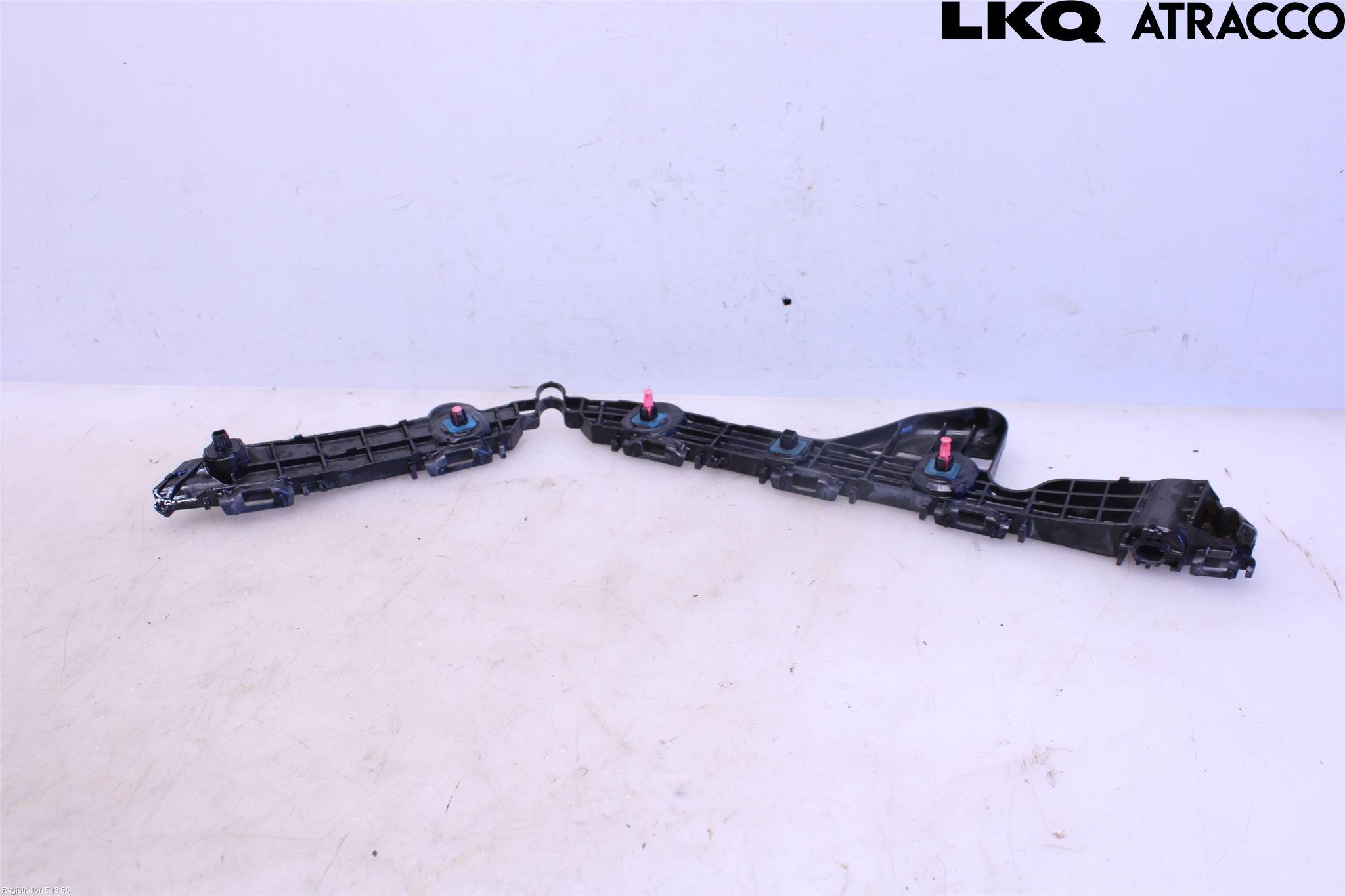 Toyota CAMRY 19-24 Stötfångarfäste Bak Hö
