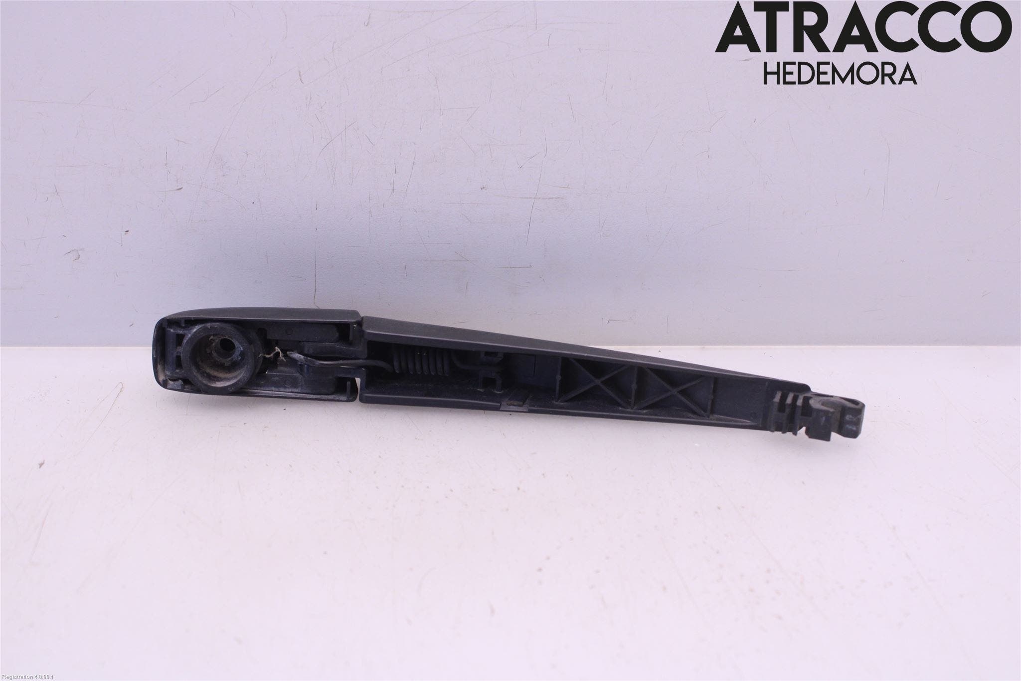 Toyota PRIUS+ ZVW40 12-20 Torkararm-Bakruta