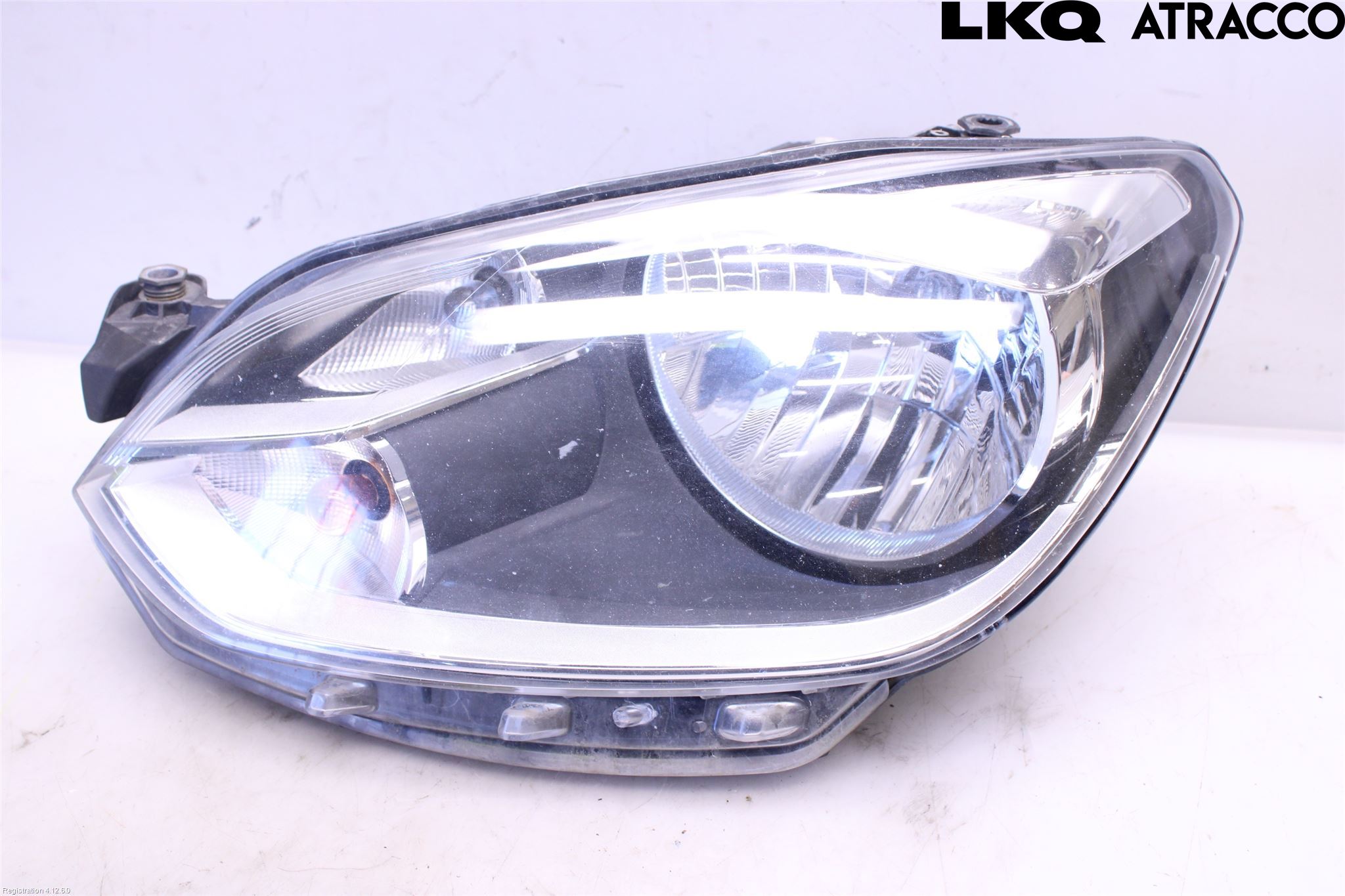 Volkswagen VW UP! / E-UP! Strålkastare Vänster