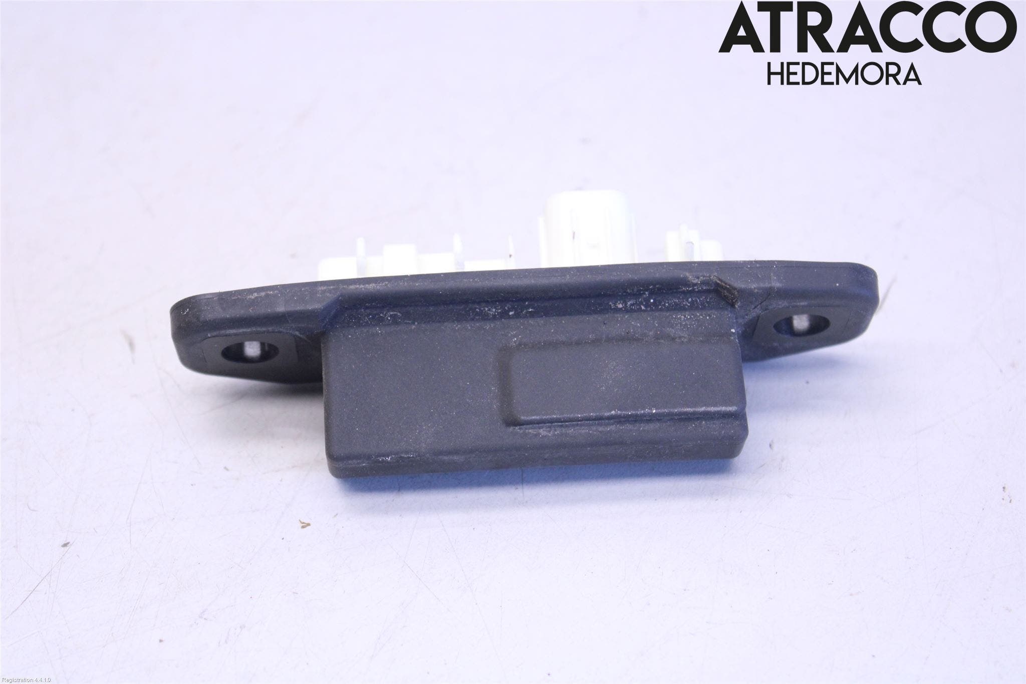 Toyota YARIS XP21 20- Bakluckehandtag