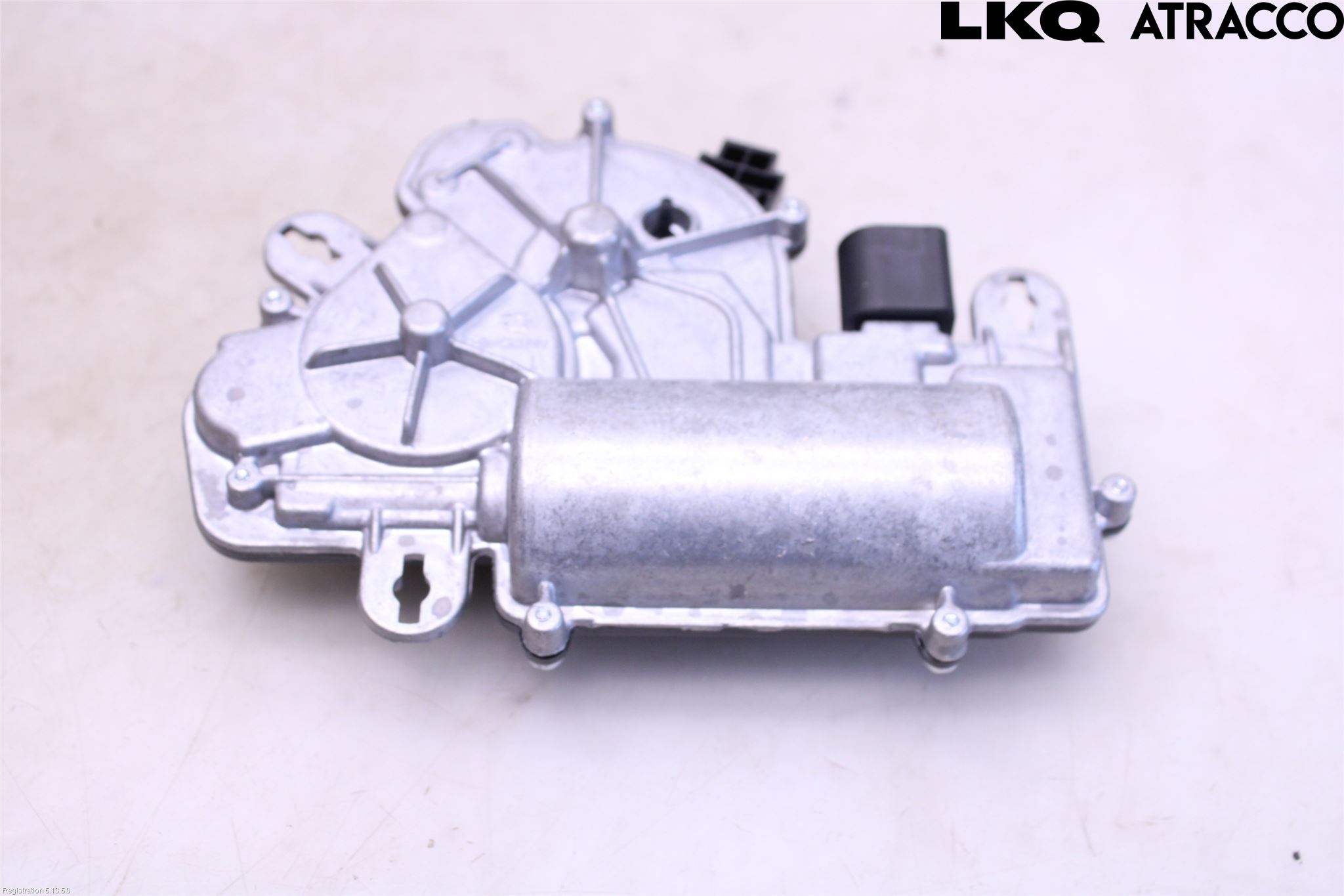 Volkswagen VW TIGUAN 16-24 Bakluckeöppnare Automatisk
