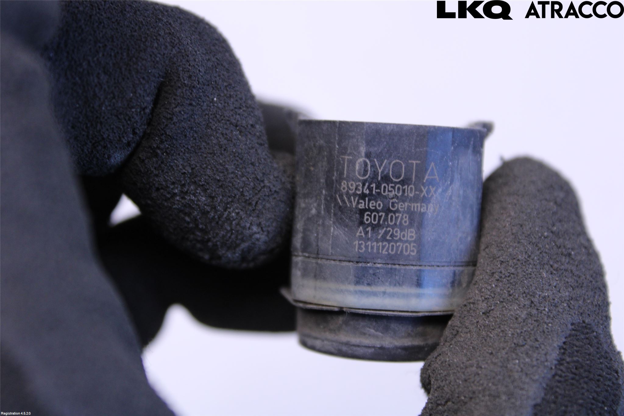 Toyota AURIS 13-19 Parkeringshjälp Frontsensor