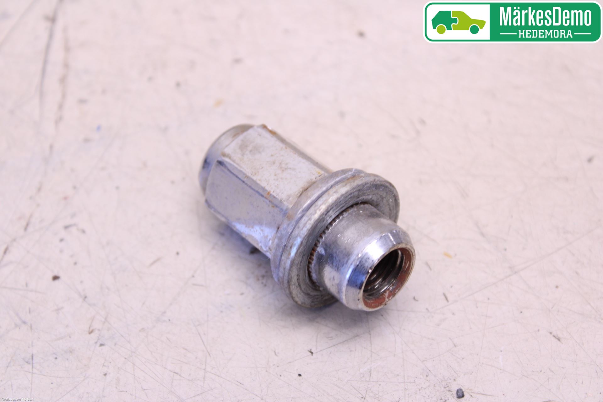 Toyota AURIS 13-19 Hjulmutter-Bult-Sats