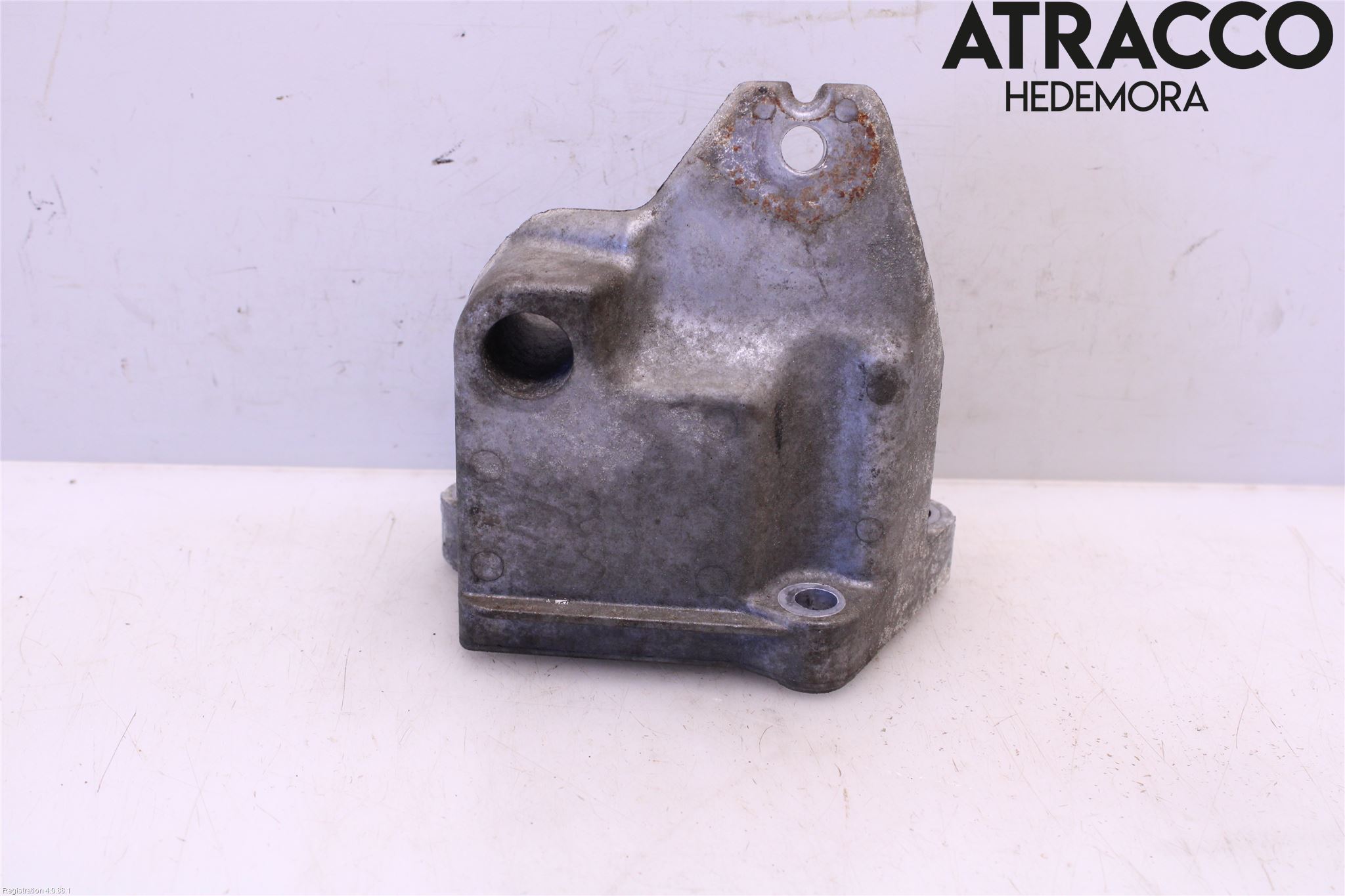 Lancia THEMA Motorfäste