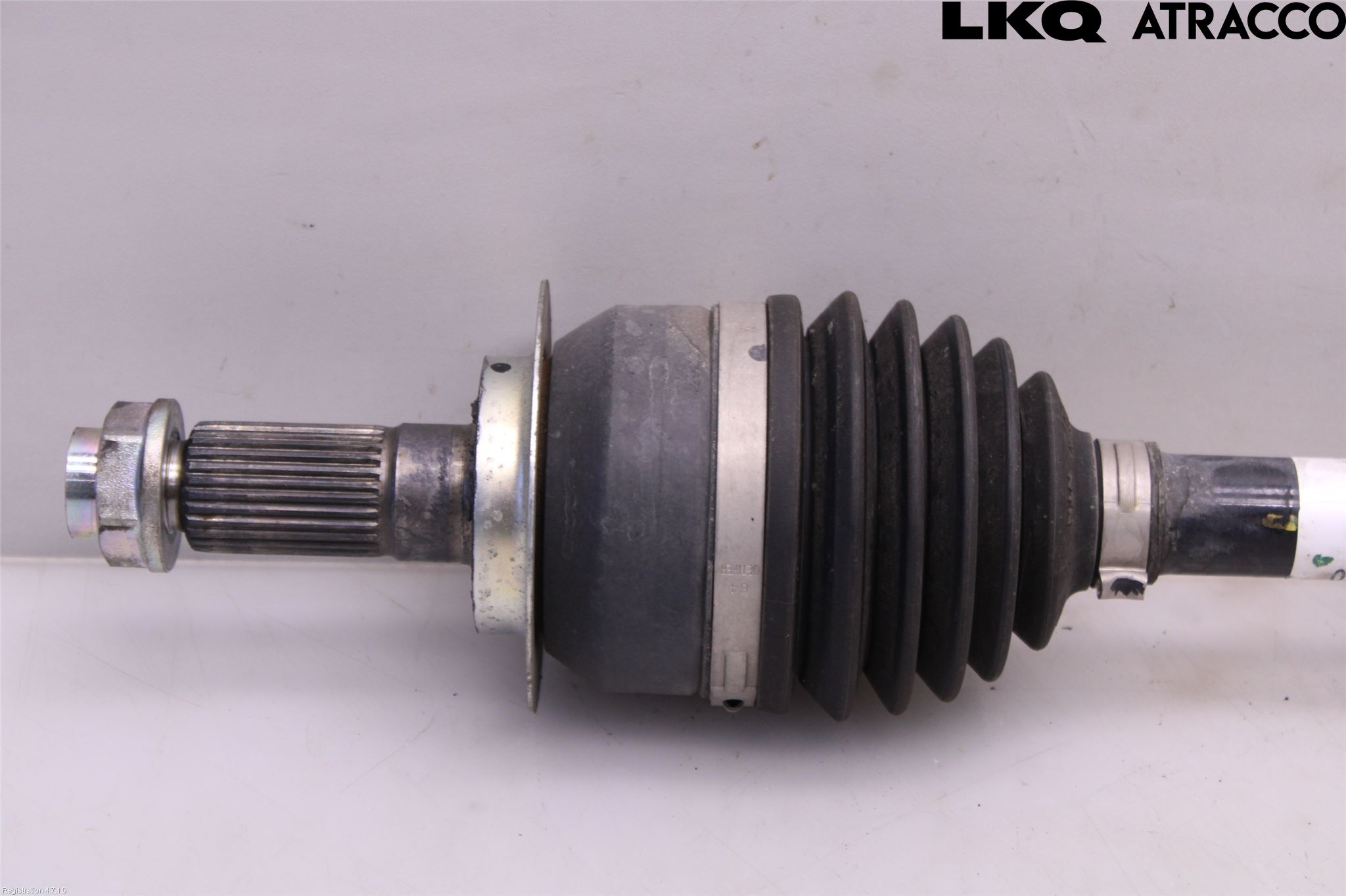 Suzuki SX4 S-CROSS 22- Drivaxel Fram Höger