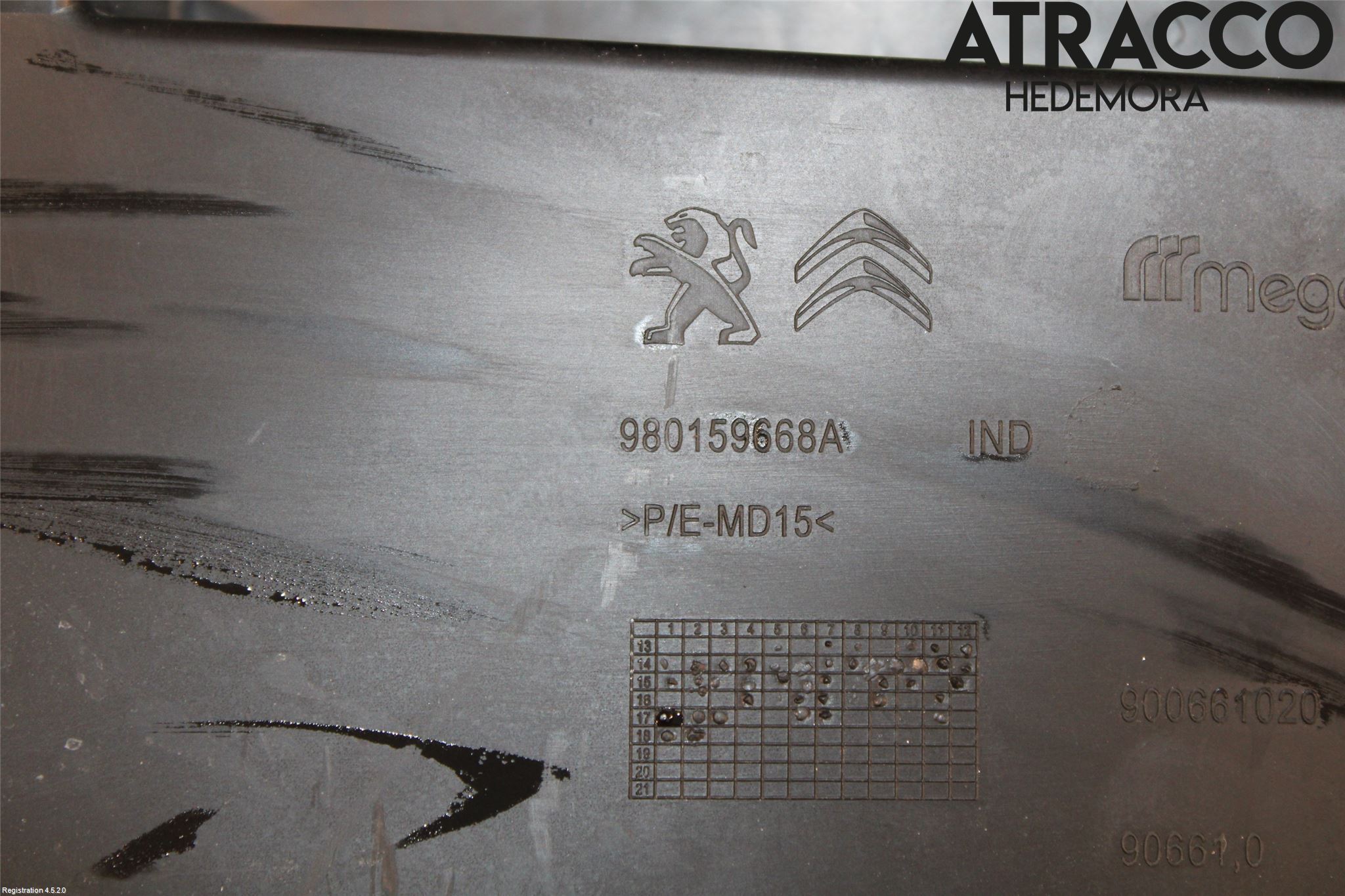 Citroen C4 CACTUS 14-20 Torpedplåt-Torpedplast