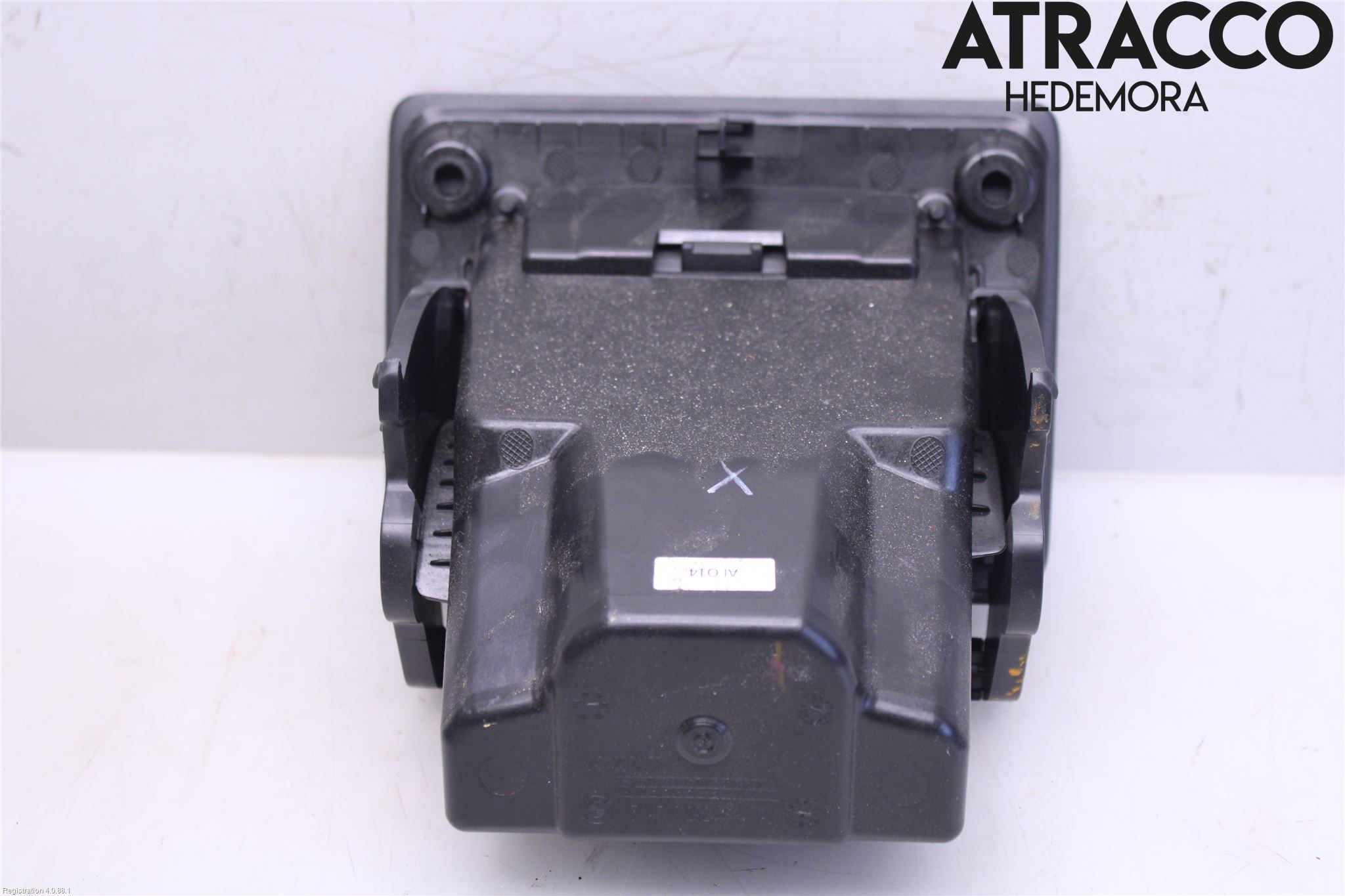 BMW X1 F48 15-22 Instrumentbräda Förvaringsfack