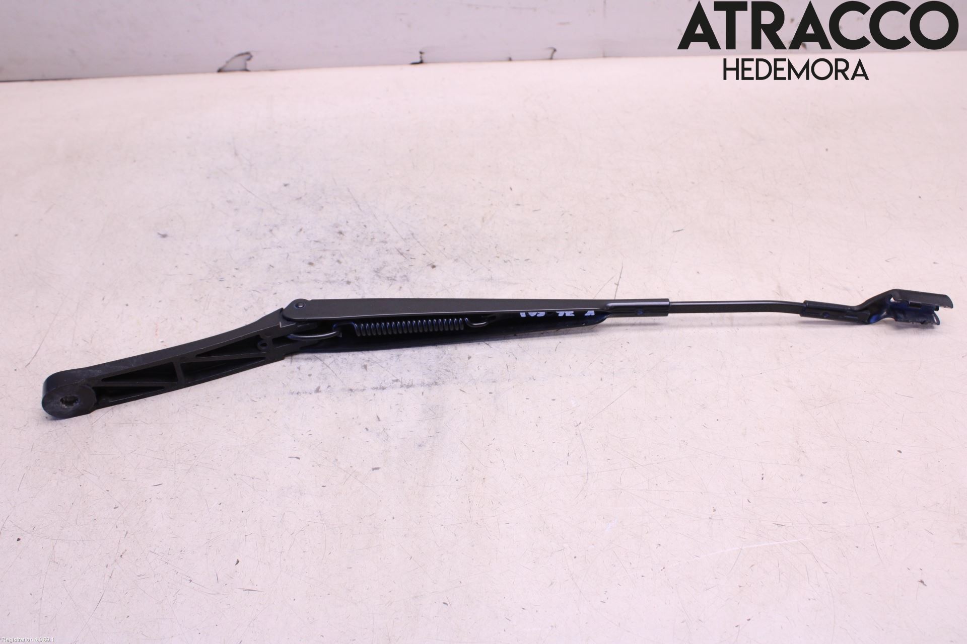 Volkswagen VW PASSAT 15-19 Torkararm Armar Vindruta
