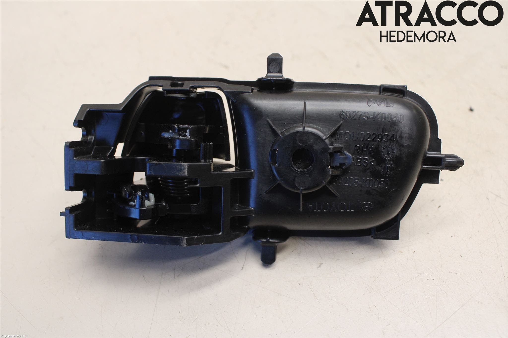 Toyota YARIS XP21 20- Dörrhandtag Inre Hö