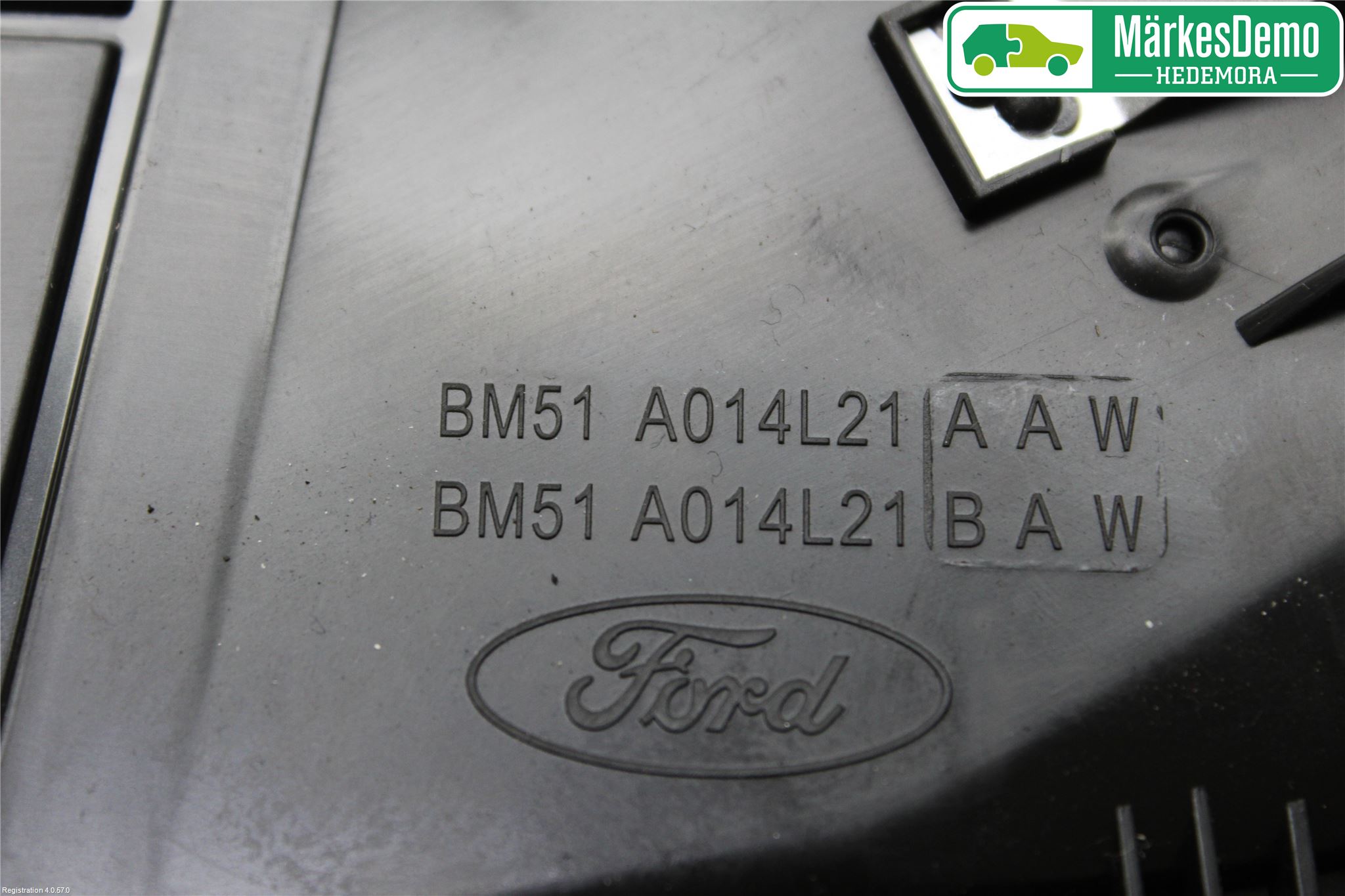 Ford FOCUS 11-14 Defrosterkanal-Munstycke