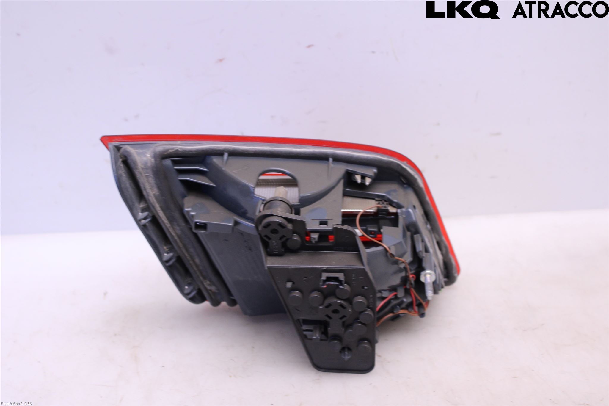 BMW 5 F10/F11/F18 09-17 Bakljus Lucka Hö