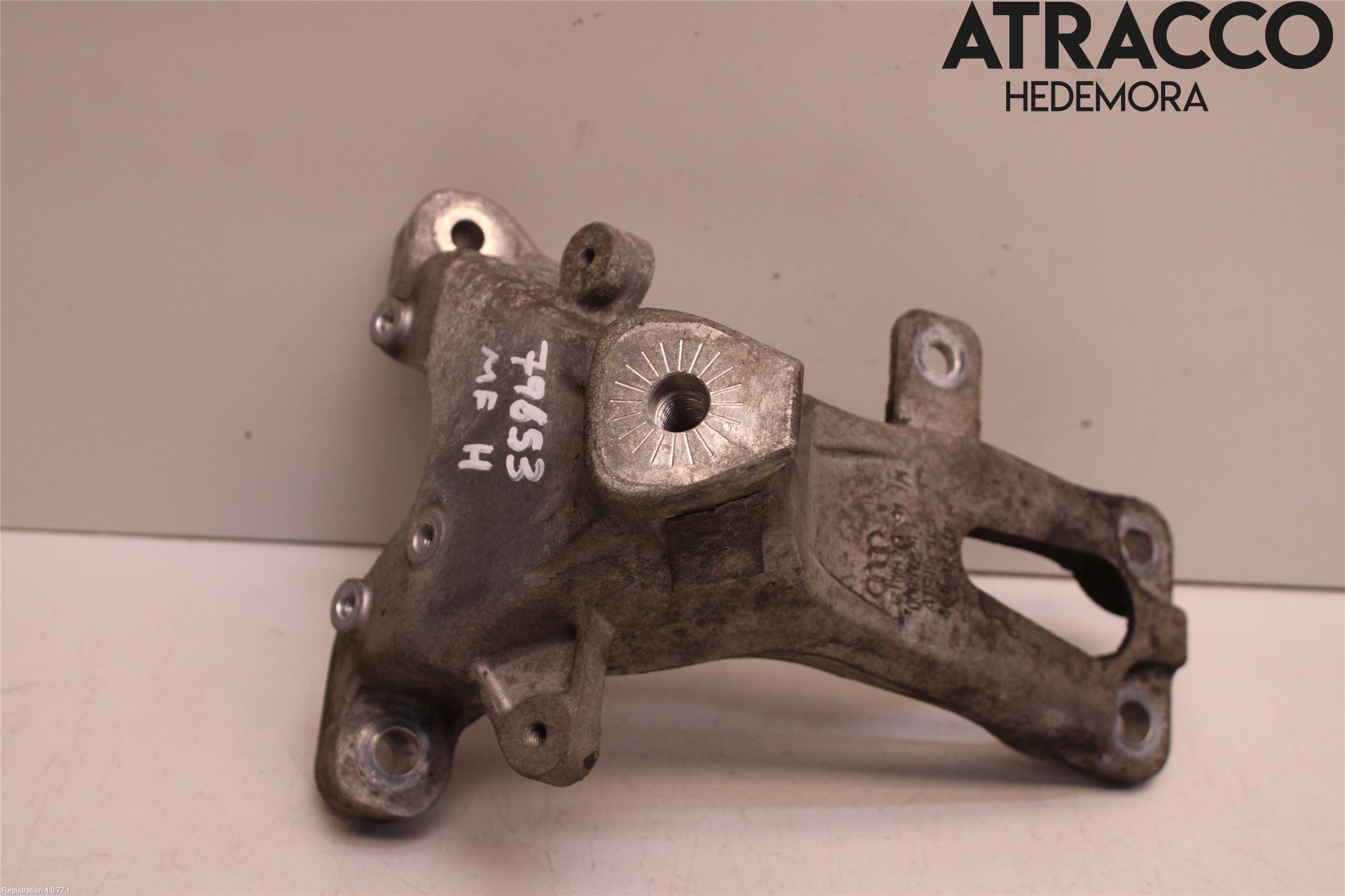 Audi A4 12-15 Motorfäste