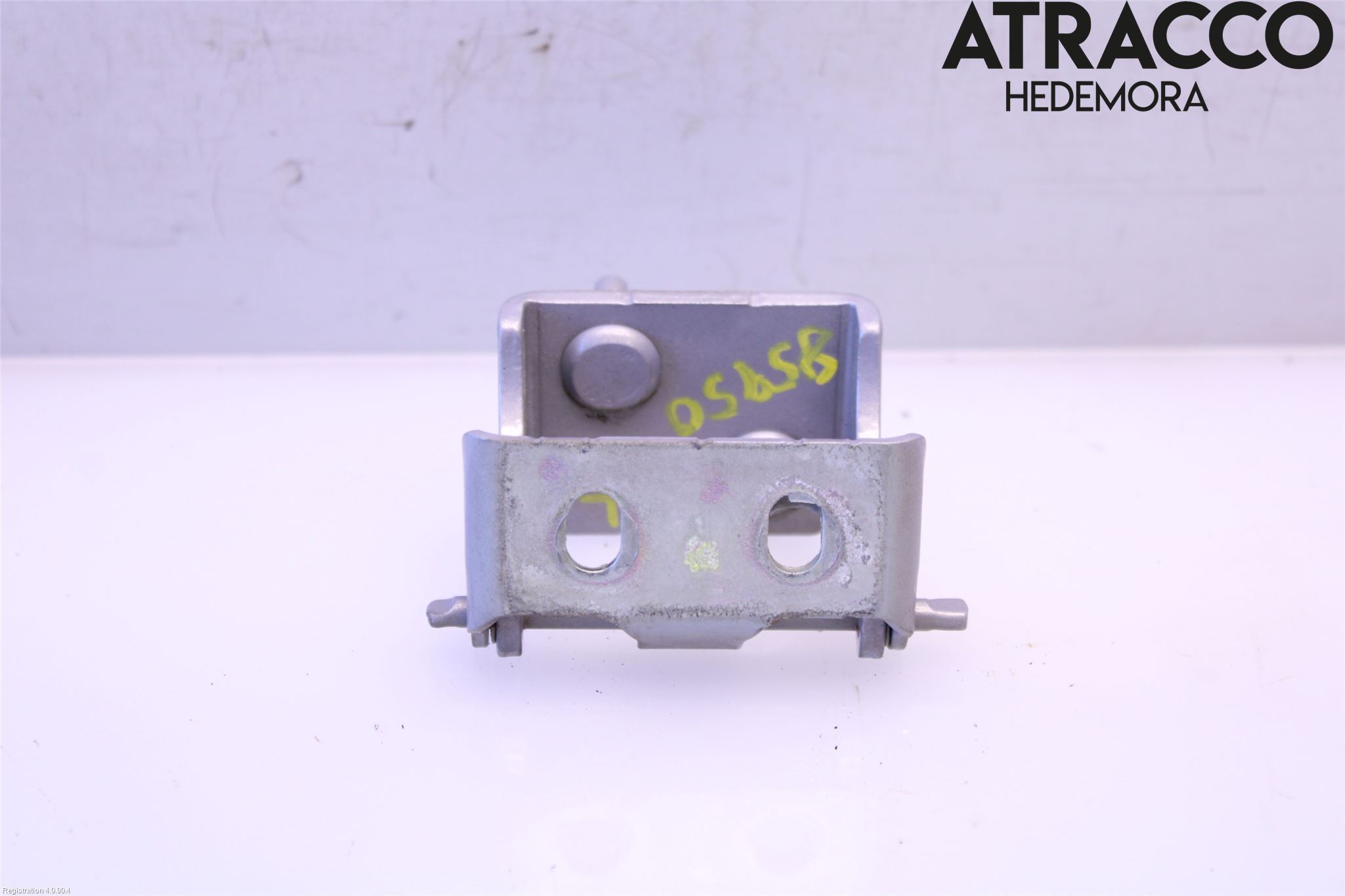 Ford C-MAX II  11-14 Bakluckegångjärn Hö