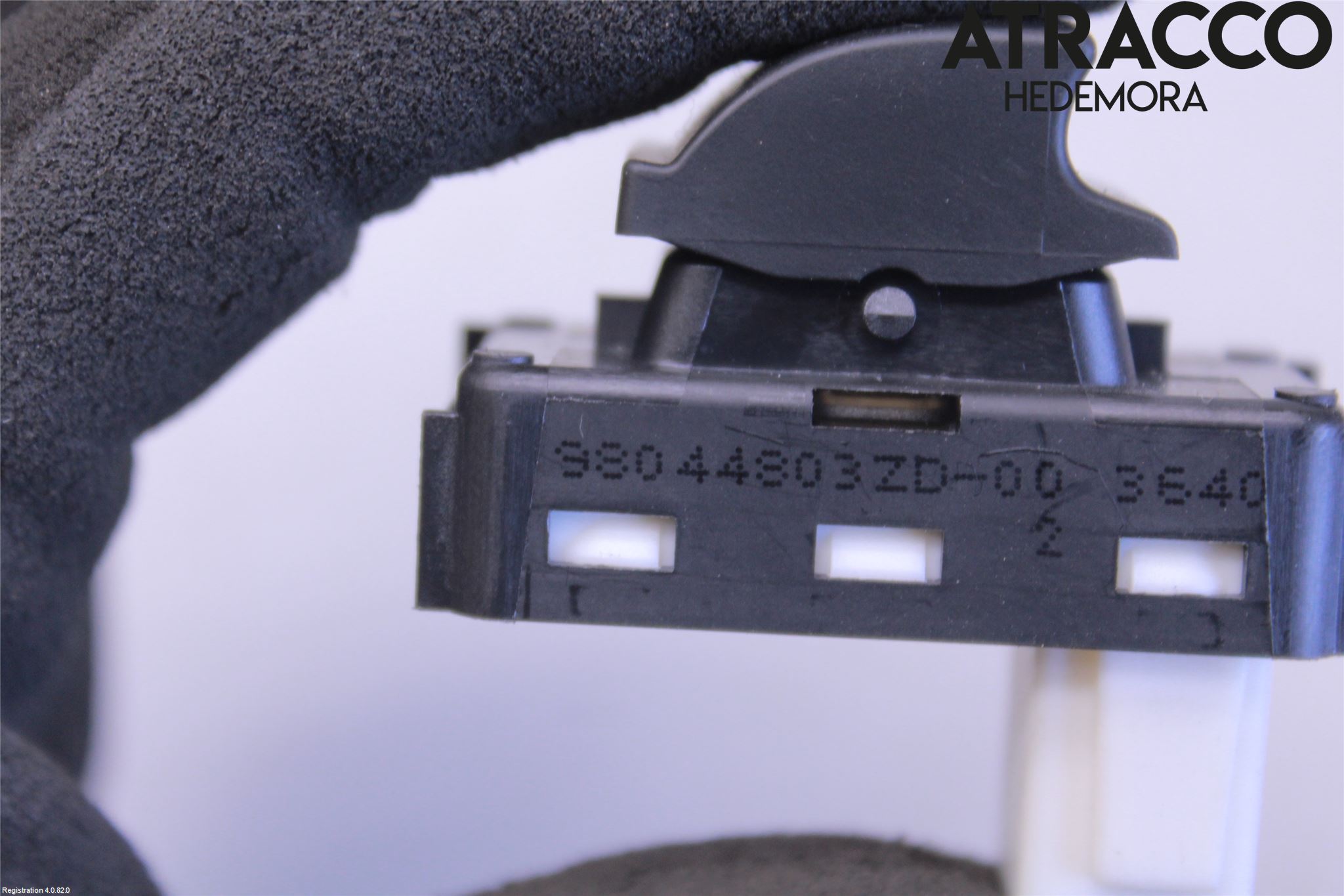 Peugeot 208/E-208 20- Strömställare Elhiss