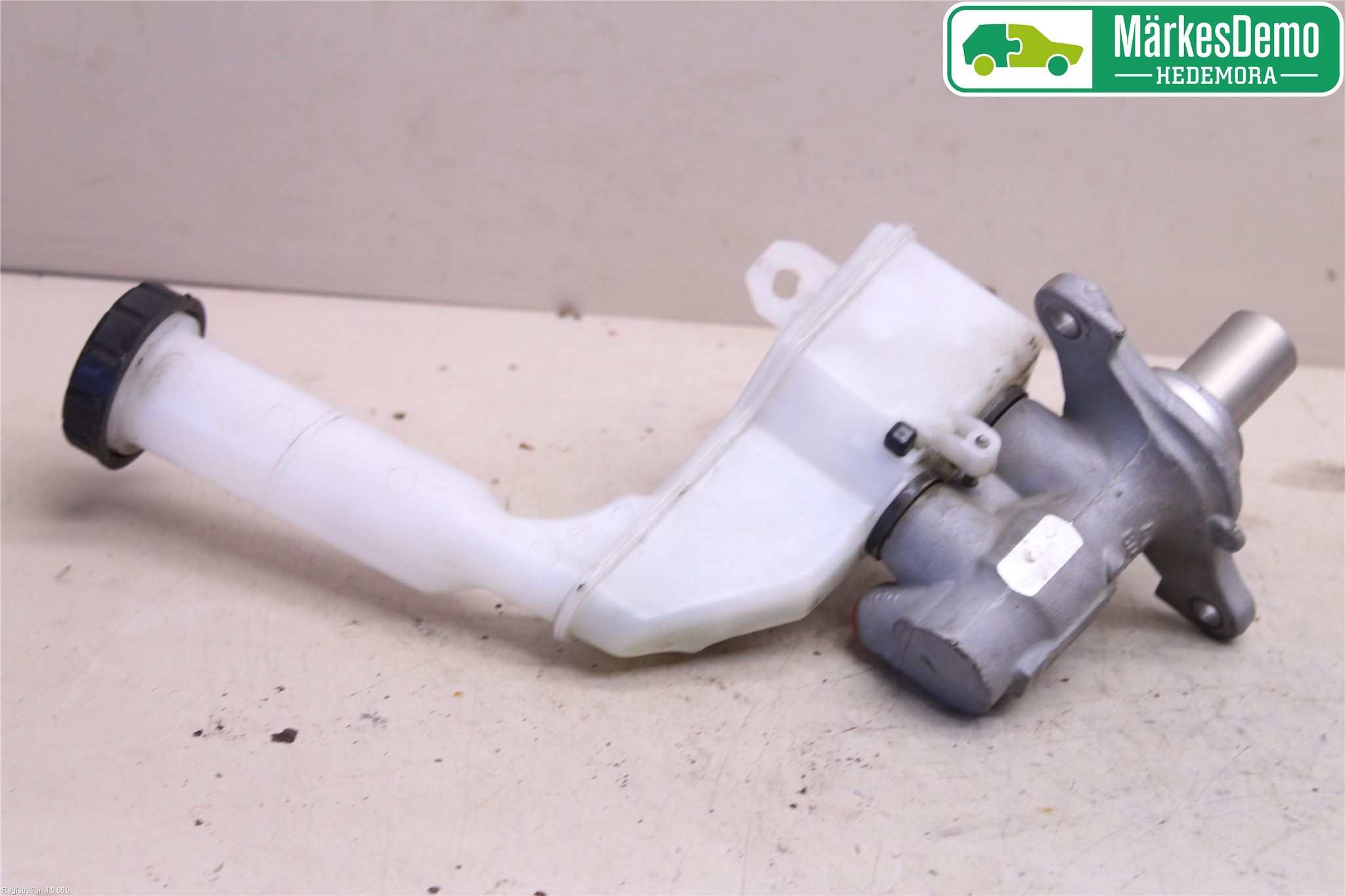 Nissan JUKE 10-14 Broms Huvudcylinder