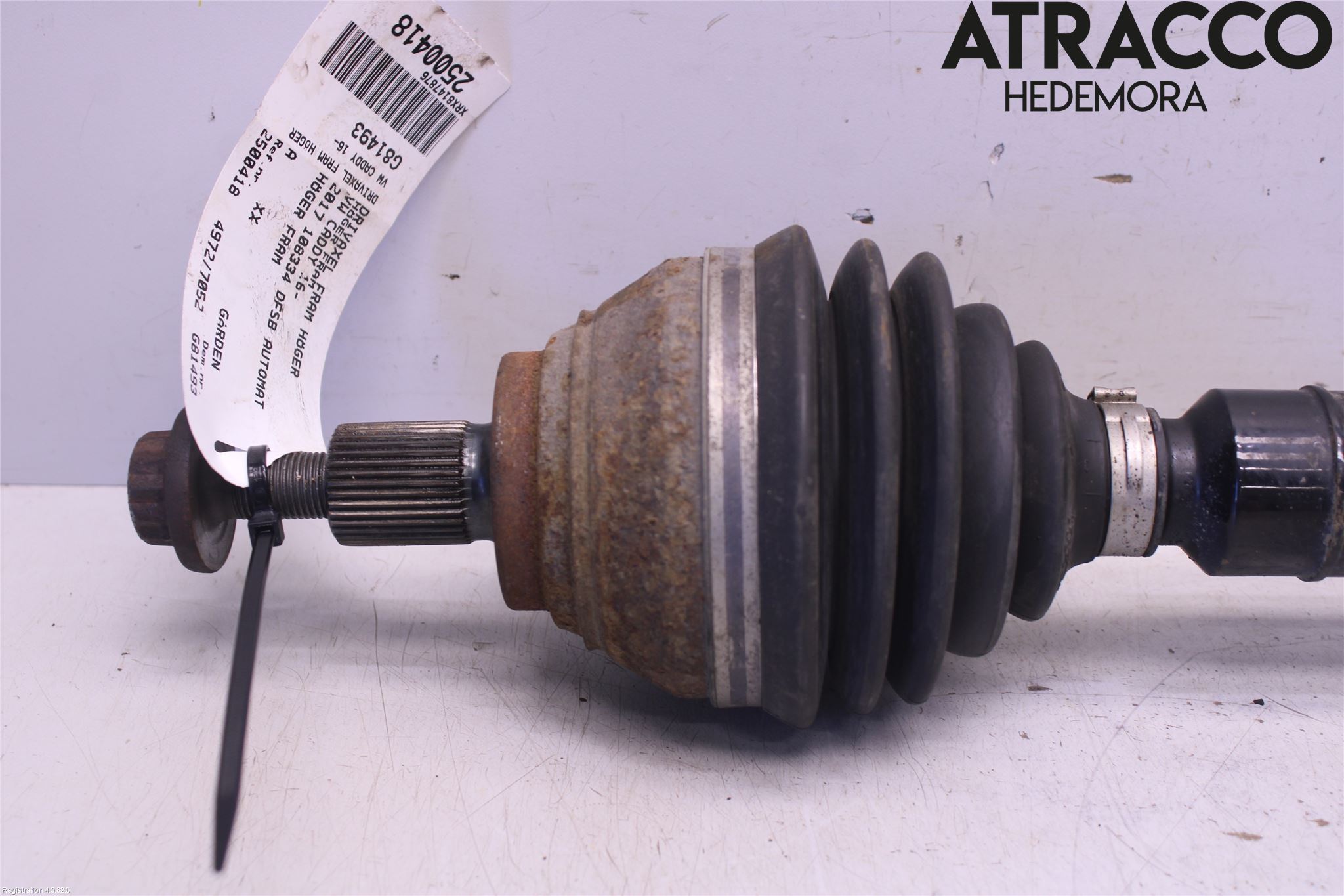 Volkswagen VW CADDY 16-20 Drivaxel Fram Höger