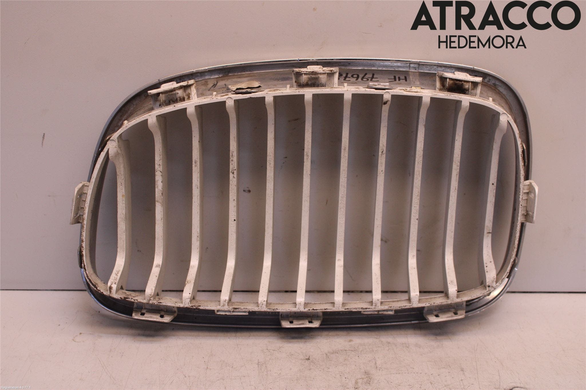 BMW 1 F20/F21 11-19 Grilldel Höger