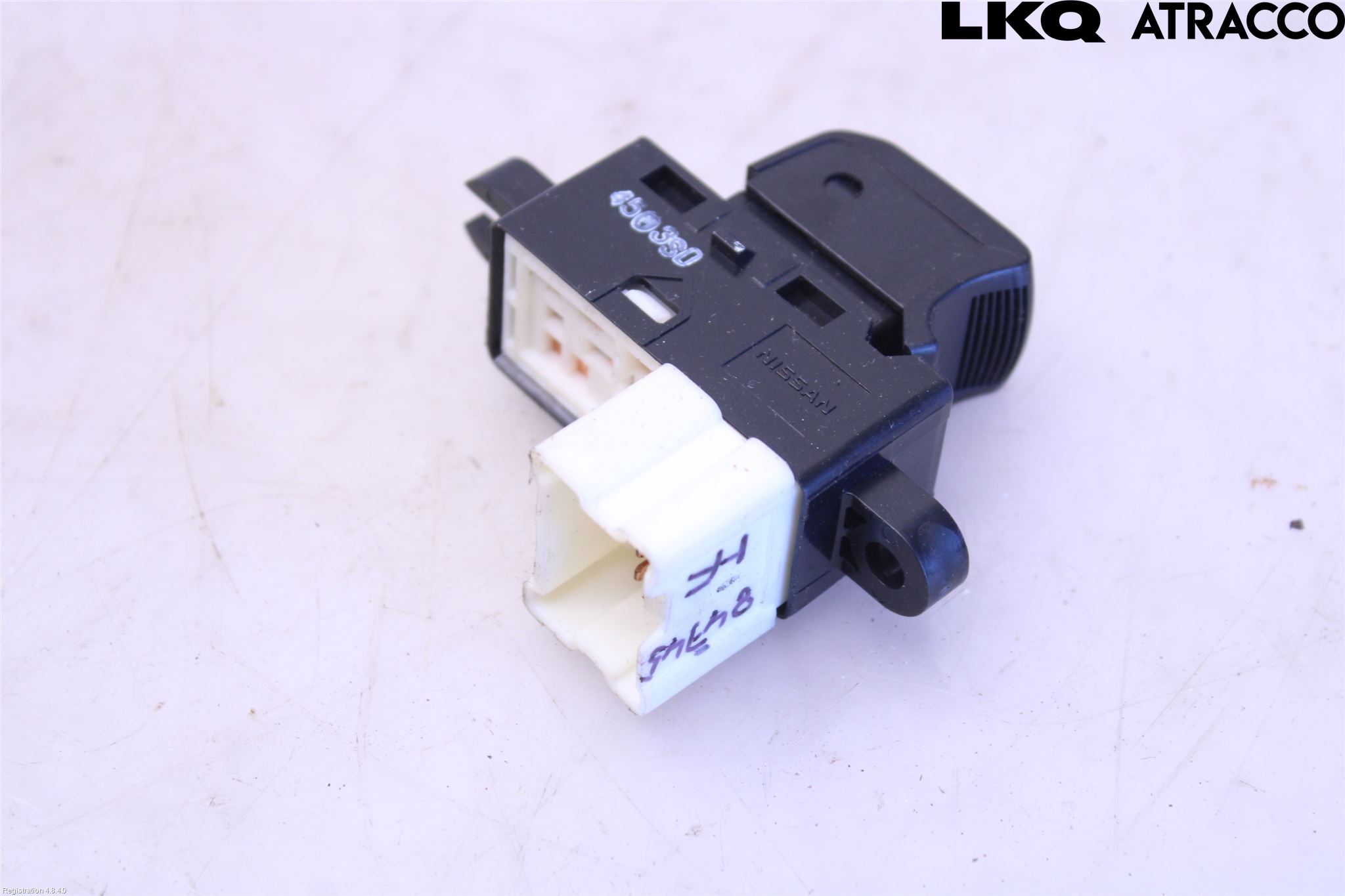 Nissan NOTE E12 14-20 Strömställare Elhiss