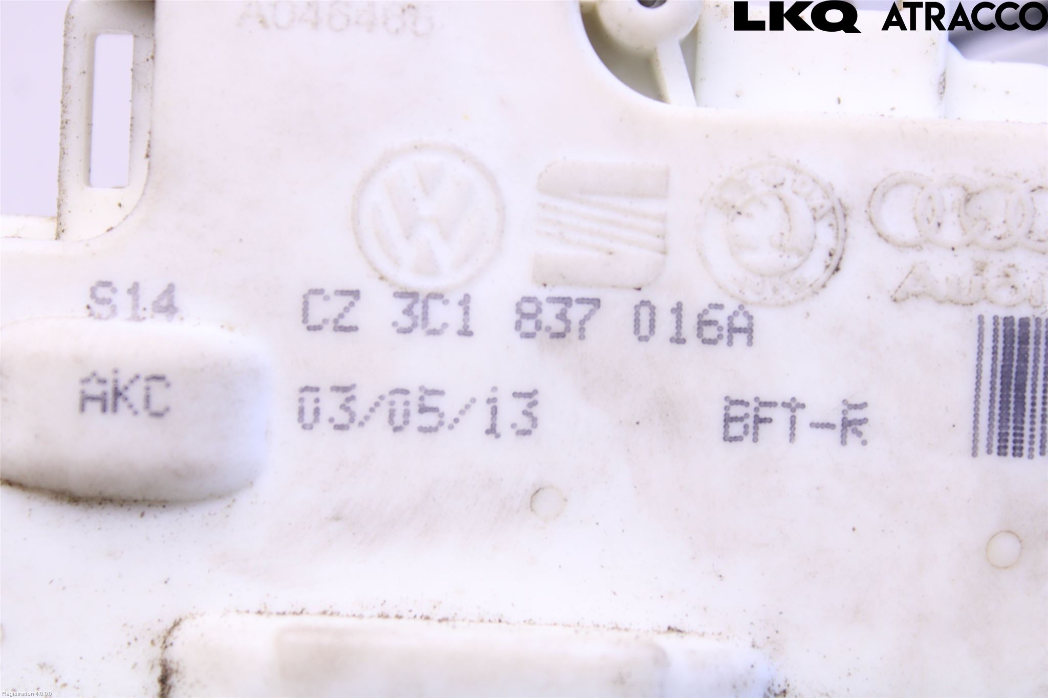 Volkswagen VW PASSAT 11-14 Låskista-Dörrlås