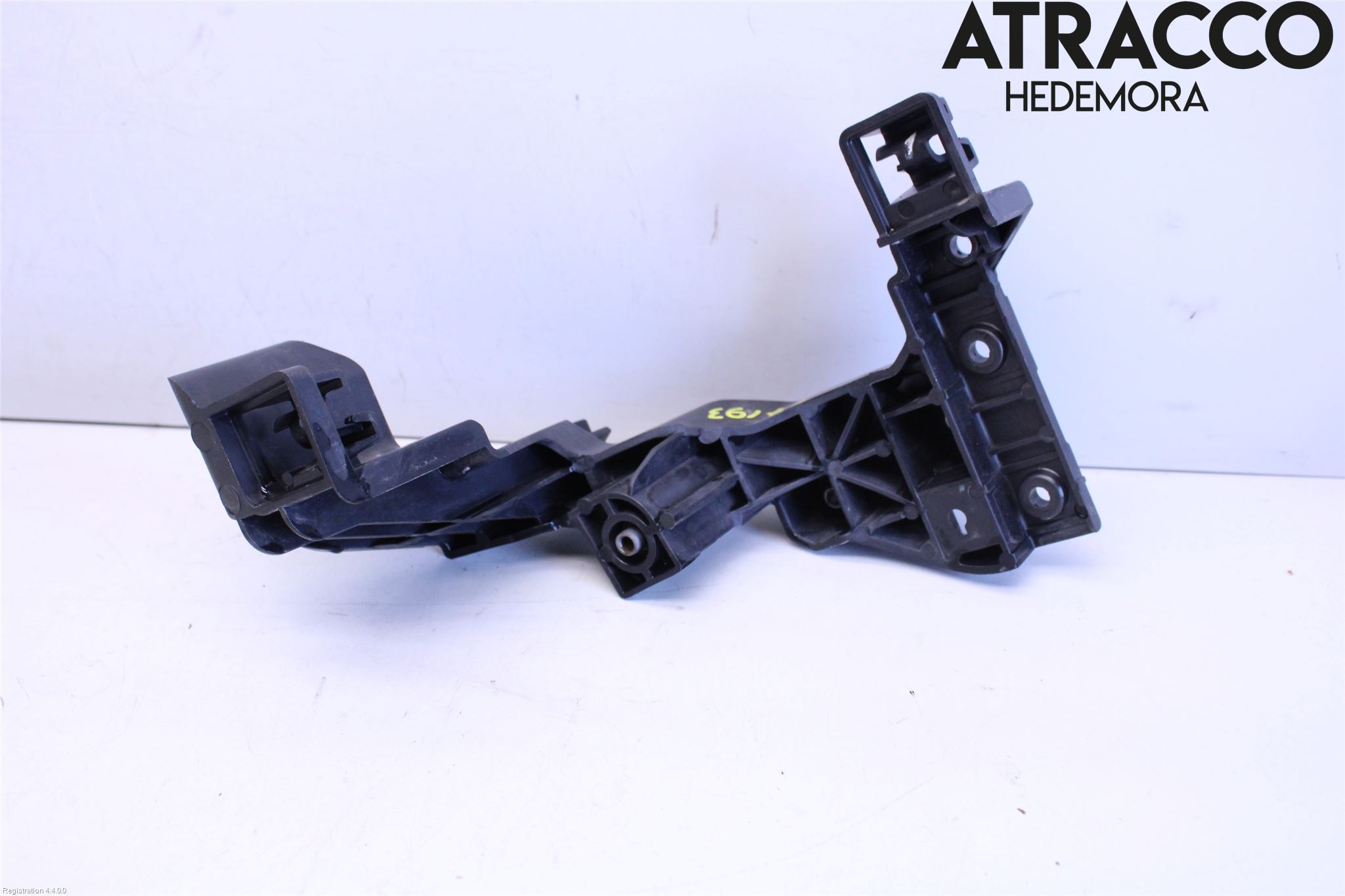 Kia CEED 12-18 Strålkast Fästsarg