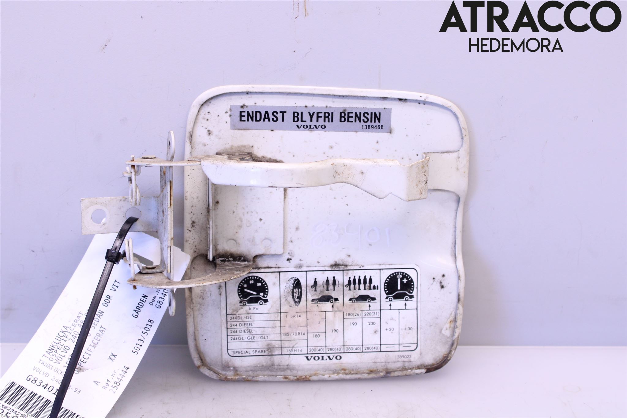 Volvo 240 88-93 Tanklucka