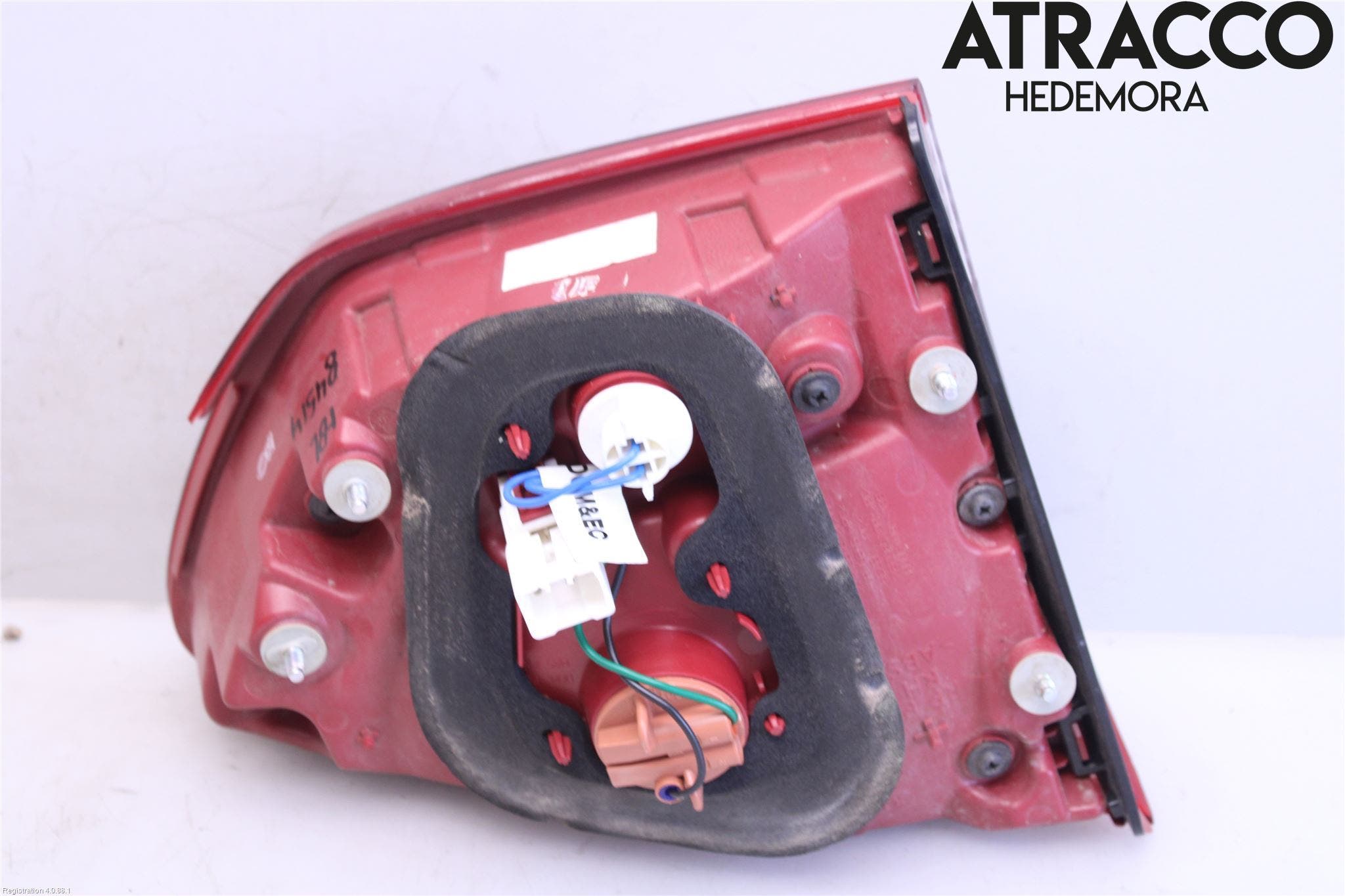 Kia CARENS III 13-19 Bakljus Lucka Hö