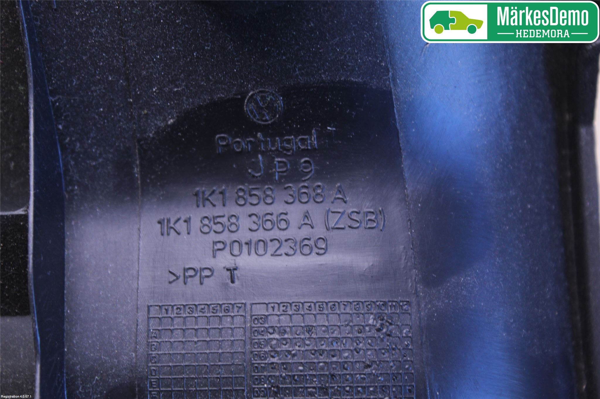 Volkswagen VW SCIROCCO 09-17 Instrumentbräda Sparkskydd