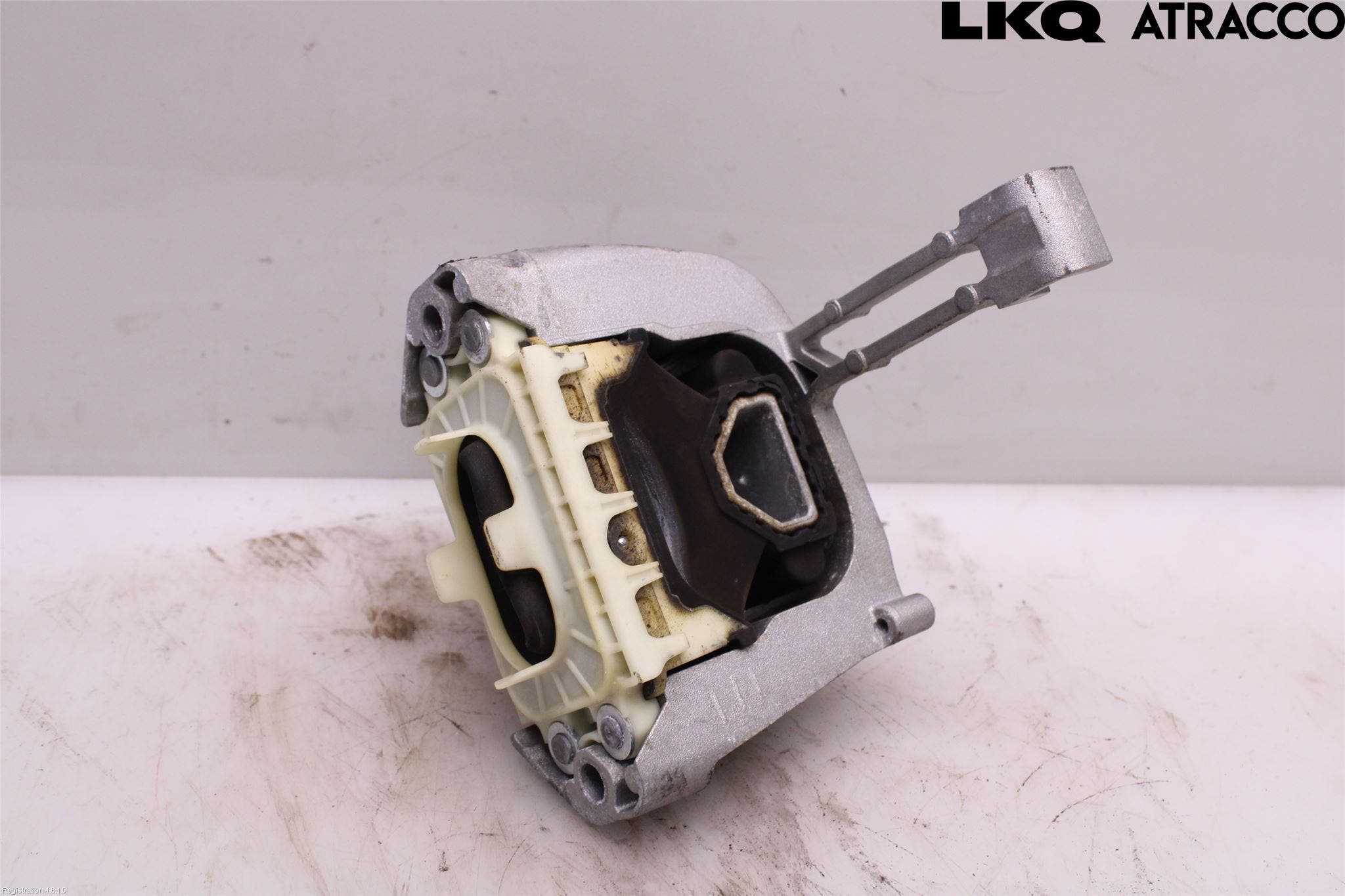 Volkswagen VW T-CROSS 19- Motorfäste