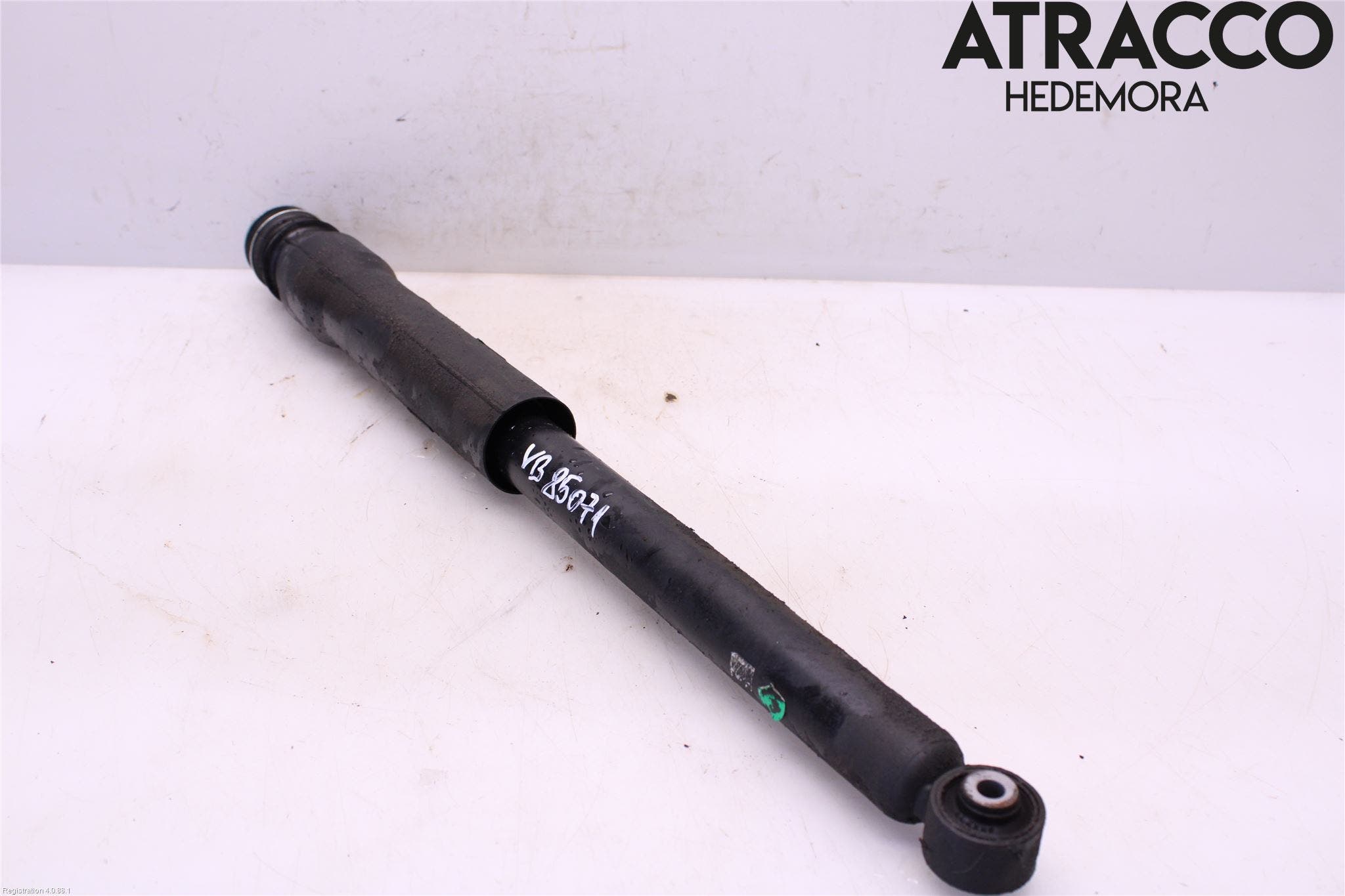 Toyota YARIS XP21 20- Stötdämpare Bak