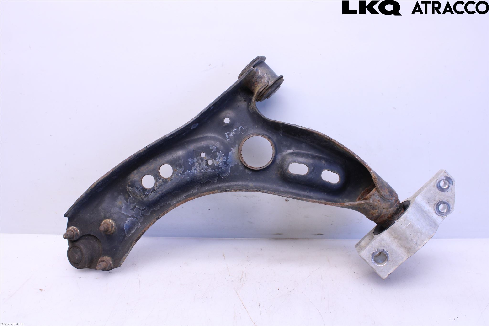Volkswagen VW PASSAT 11-14 Bärarm Fram Undre Hö