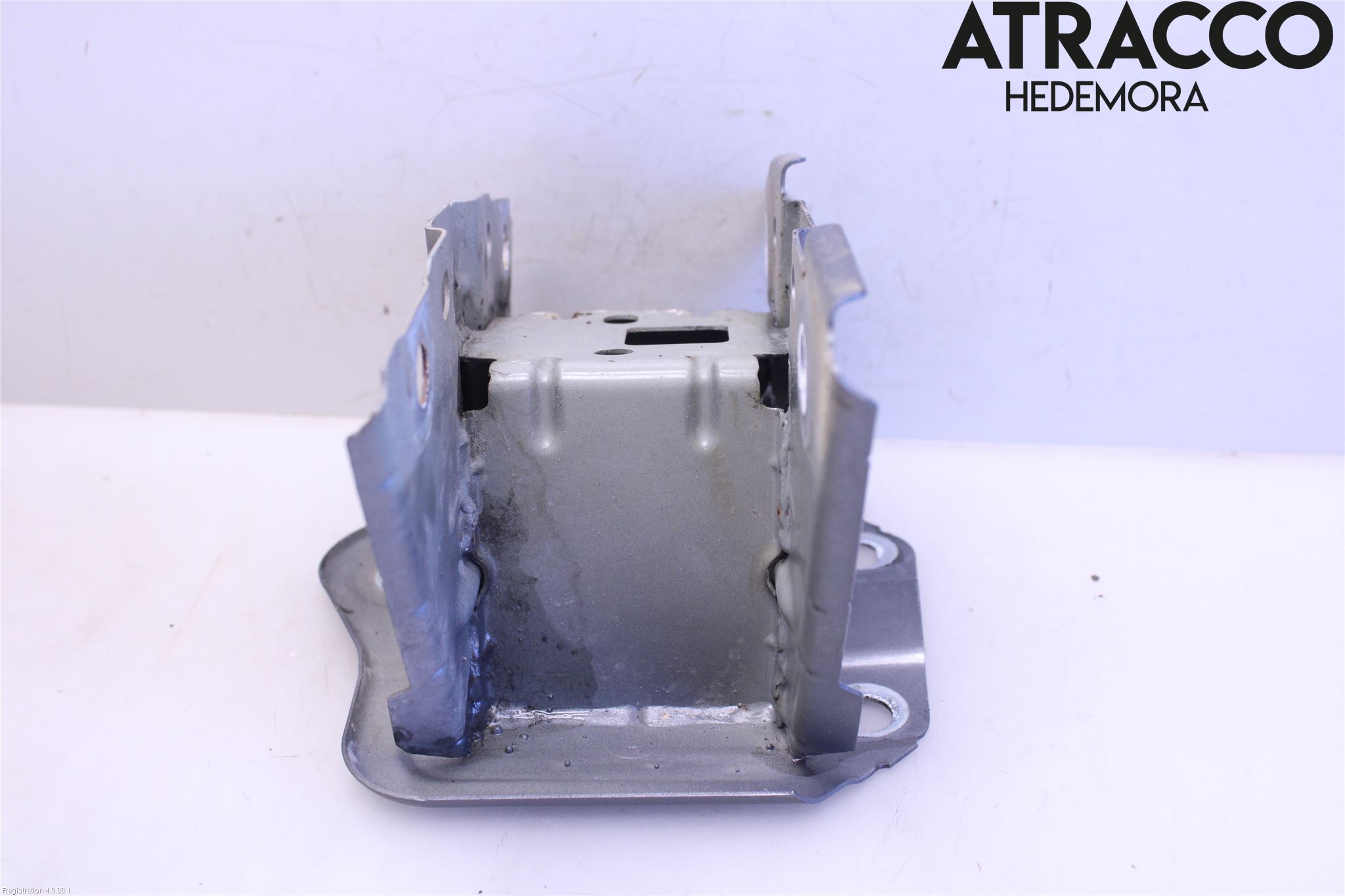 Volvo S90 17->> Stötfångarbärjärn Bak