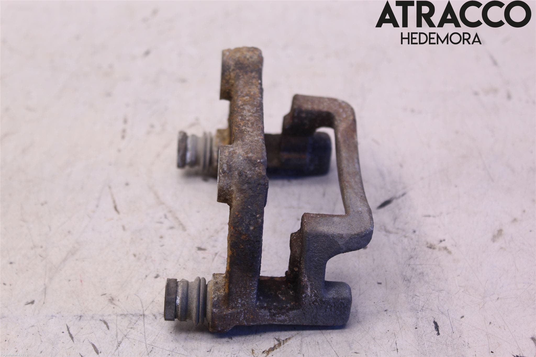 Suzuki VITARA 15- Bromsokshållare