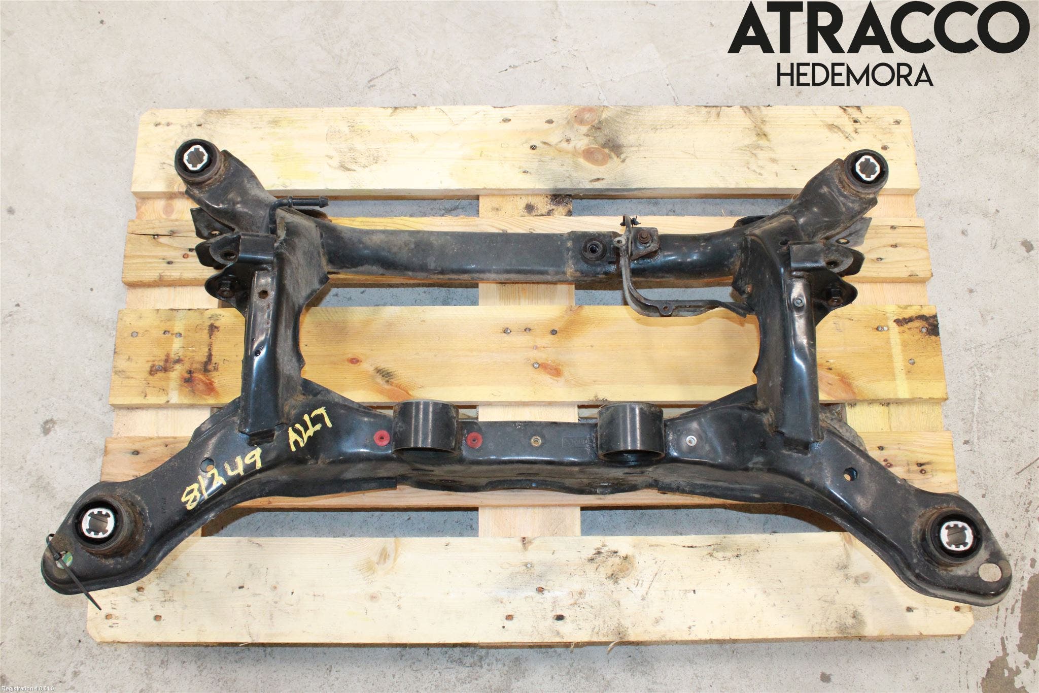 Volvo V60 CROSS COUNTRY 16-18 Bakaxelbalk