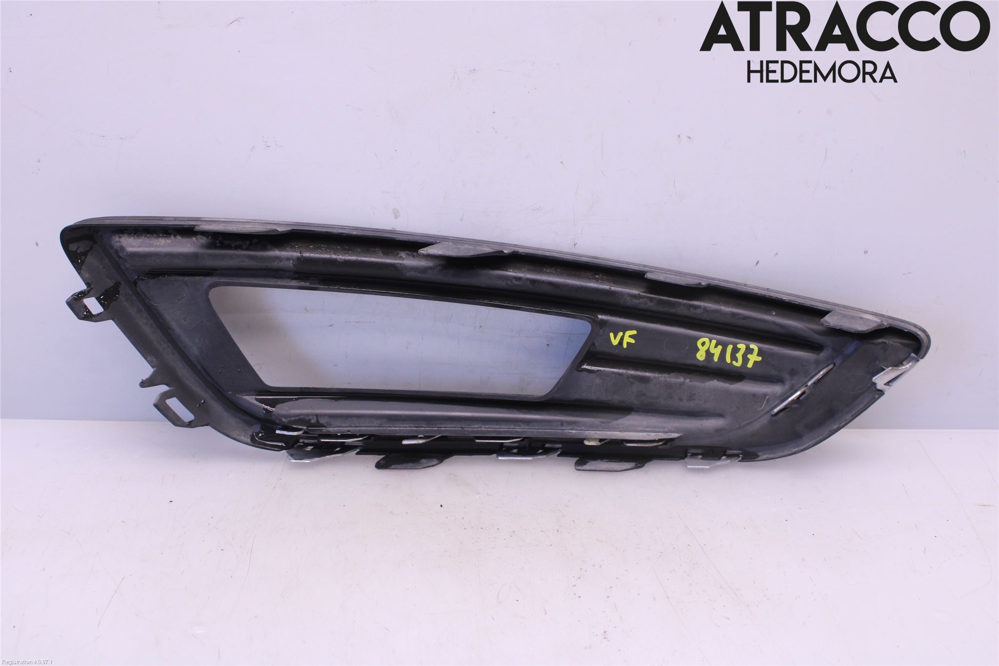 Ford FOCUS 15-18 Dimljussarg Fram