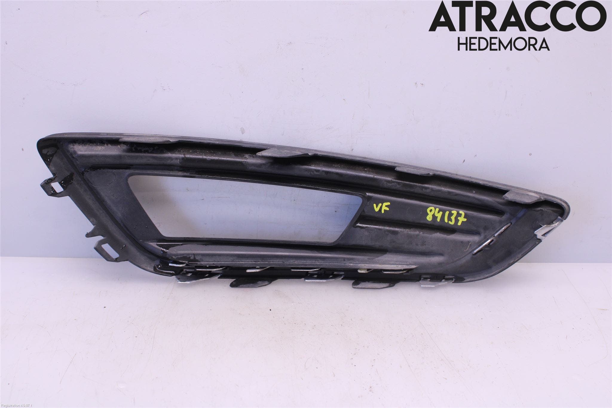 Ford FOCUS 15-18 Dimljussarg Fram