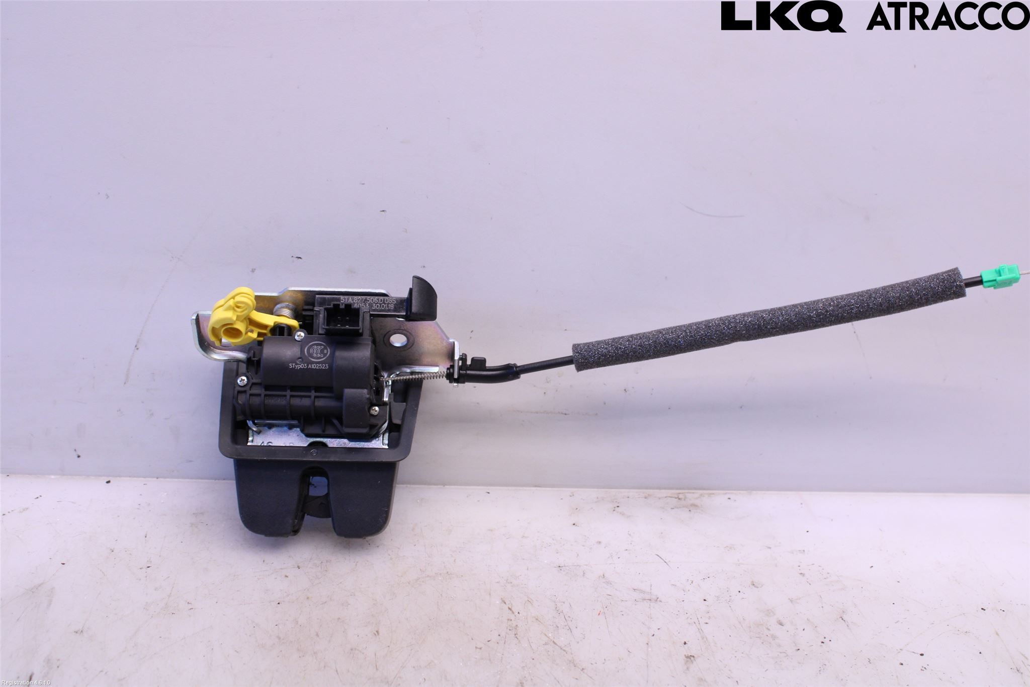 Volkswagen VW PASSAT 15-19 Låskista Baklucka