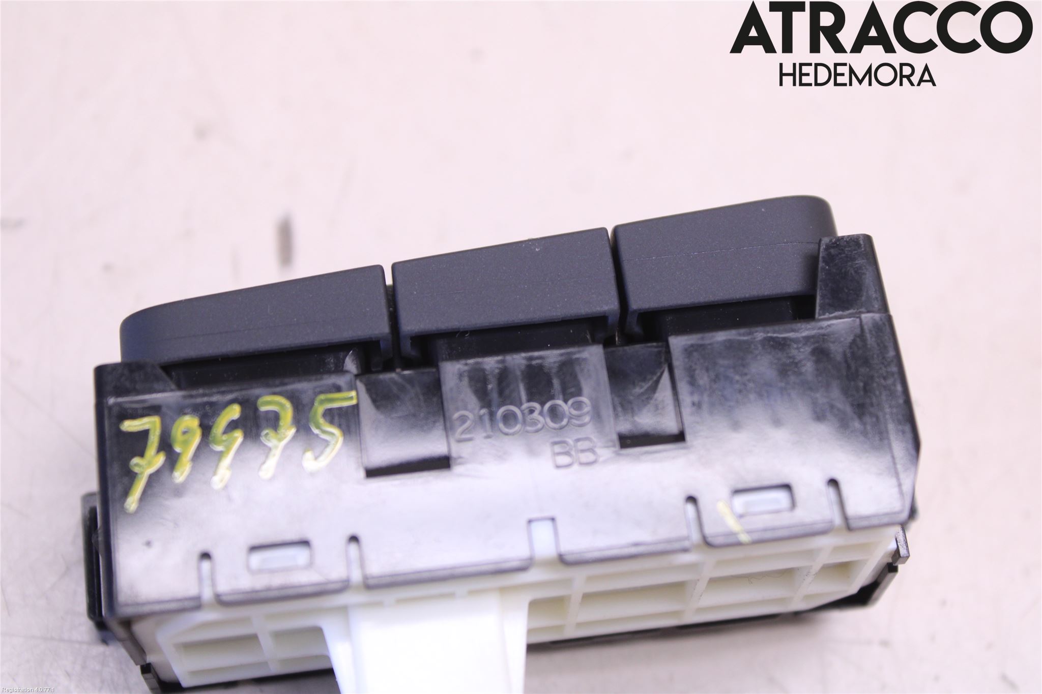 Toyota YARIS XP21 20- Strömställare Multifunktion