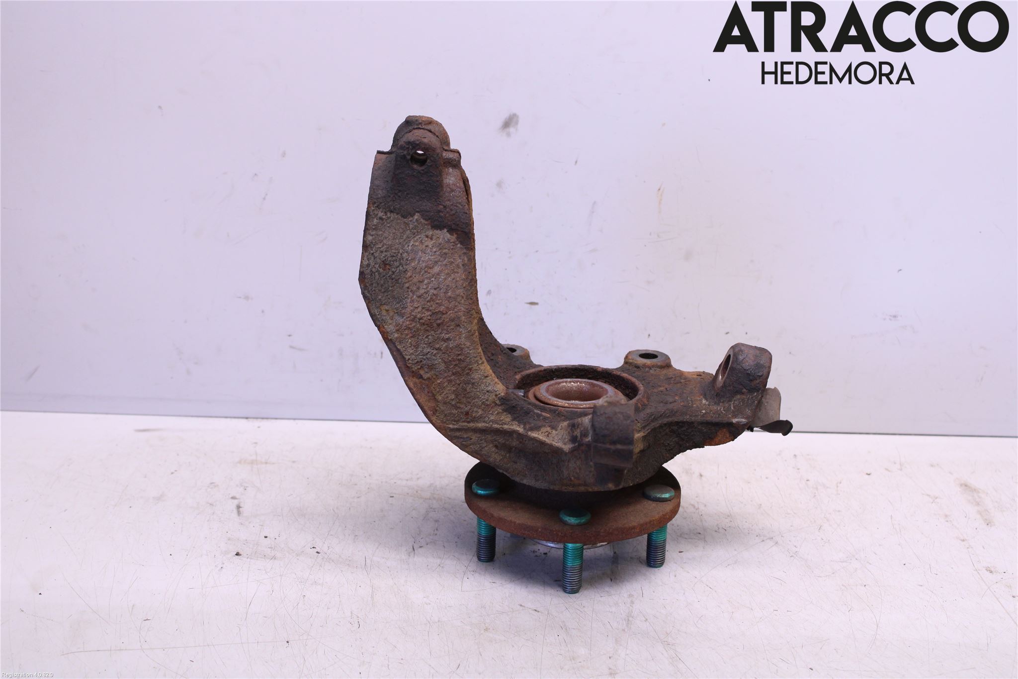 Ford FOCUS     04-07 Styrspindel Lagerhus Vä