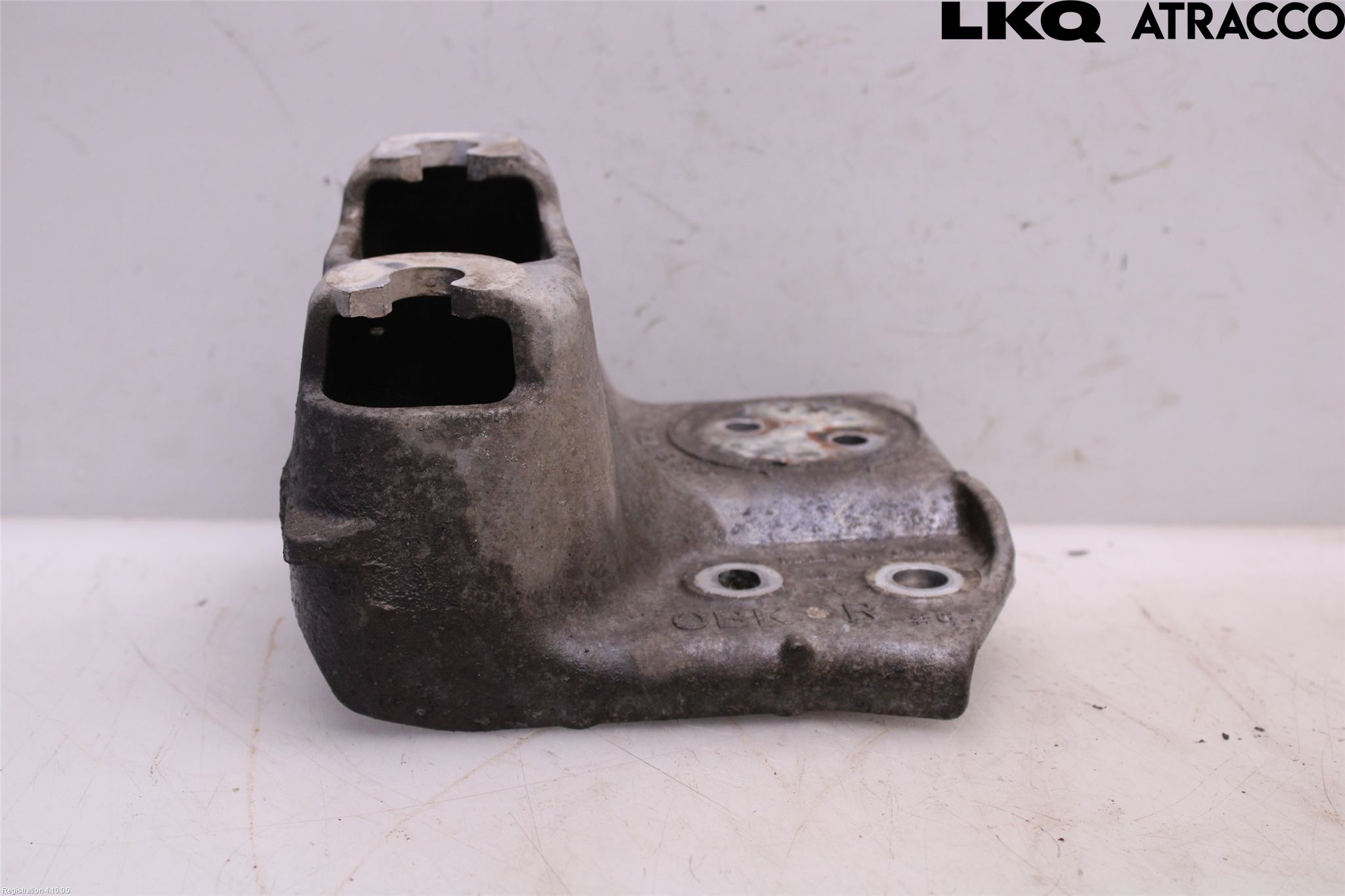 Subaru OUTBACK 10-15 Motorfäste