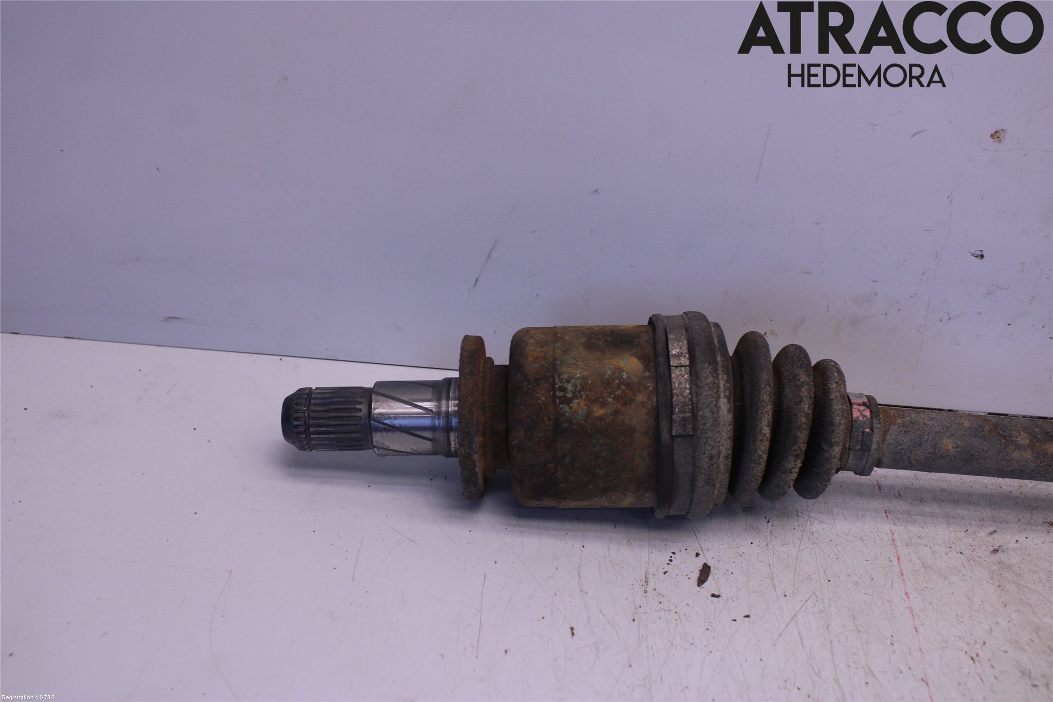 Subaru IMPREZA II  06-07 Drivaxel Bak Vänster