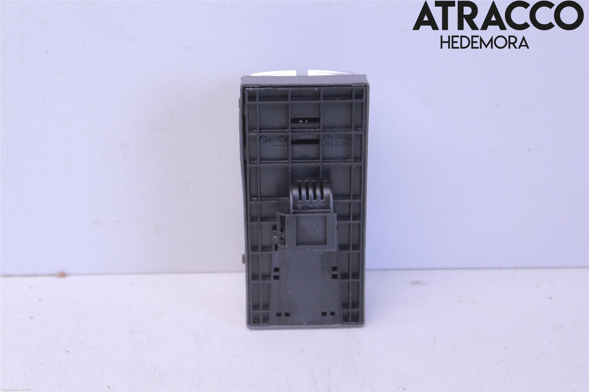 Audi A4 12-15 Strömställare Elhiss