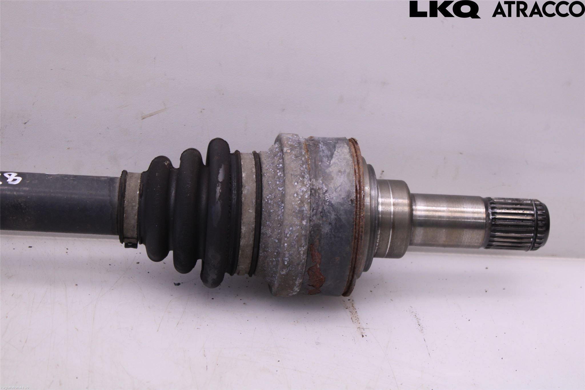 BMW 5 F10/F11/F18 09-17 Drivaxel Bak Vänster