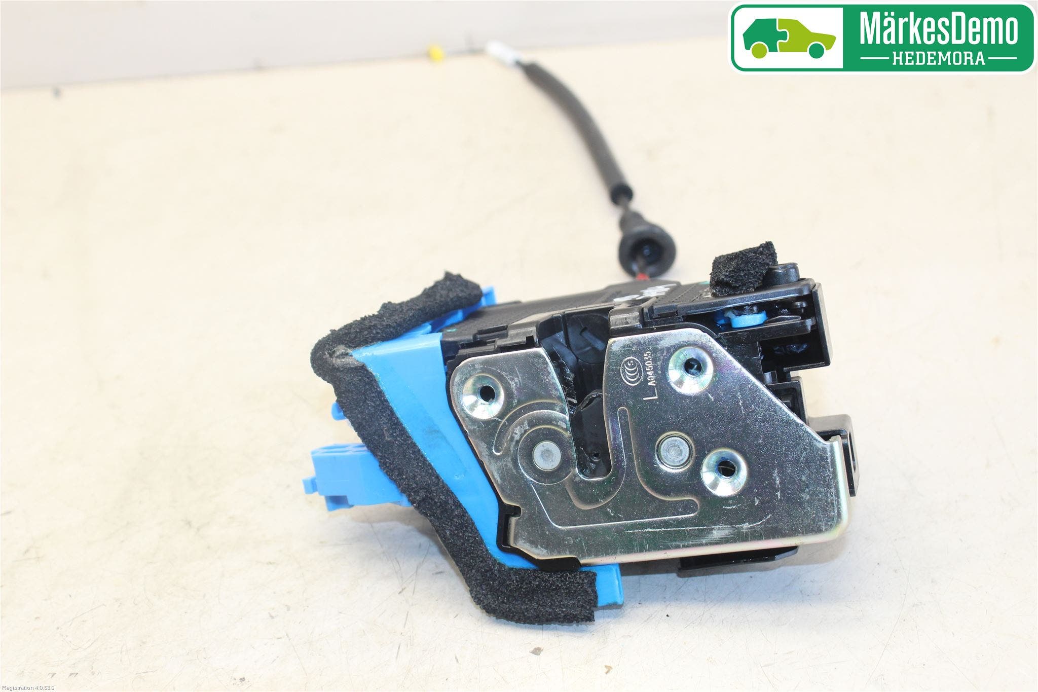 Kia CEED 12-18 Låskista-Dörrlås