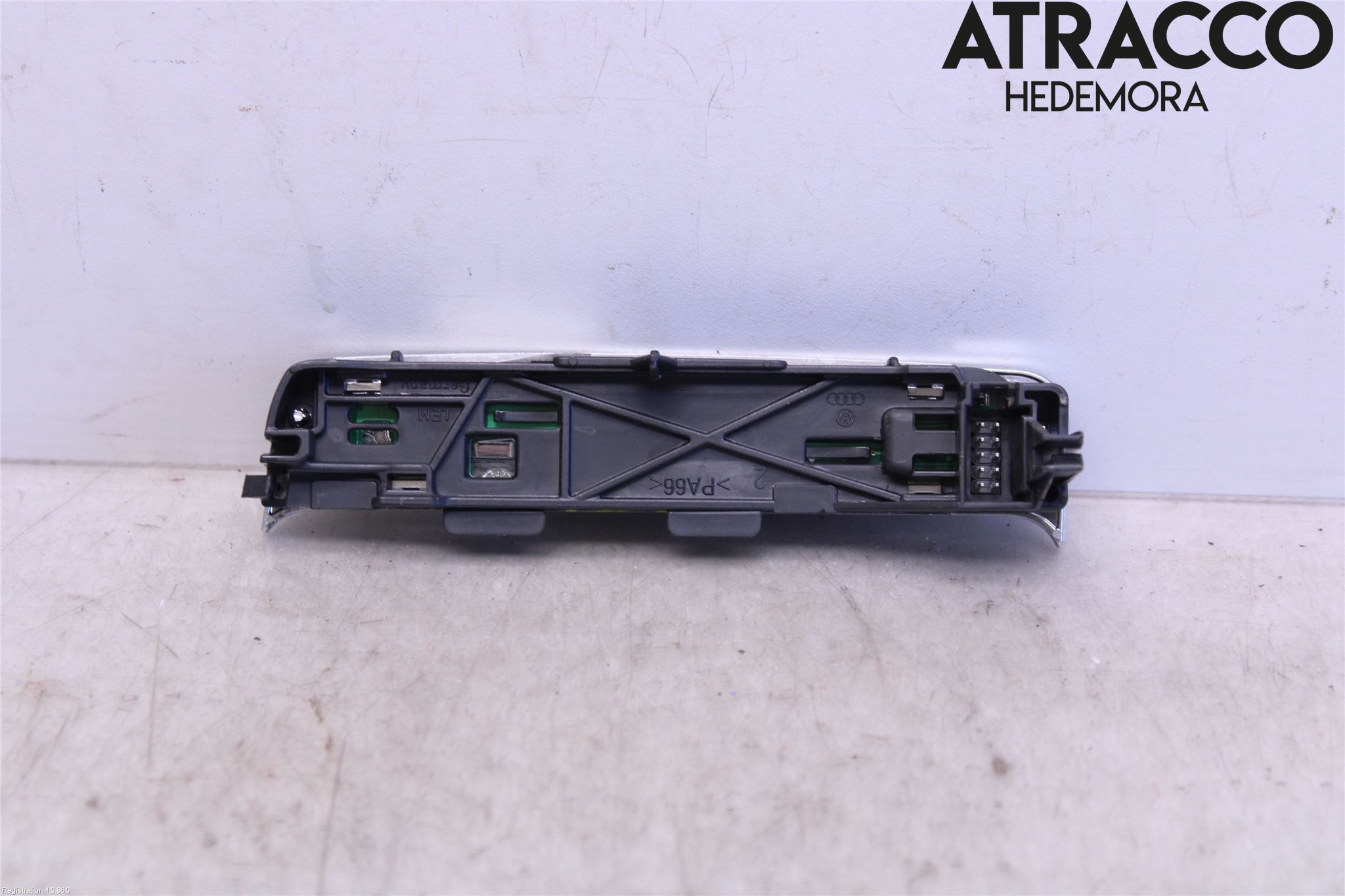 Audi A6/S6     05-11 Instrument Växlingsindikator