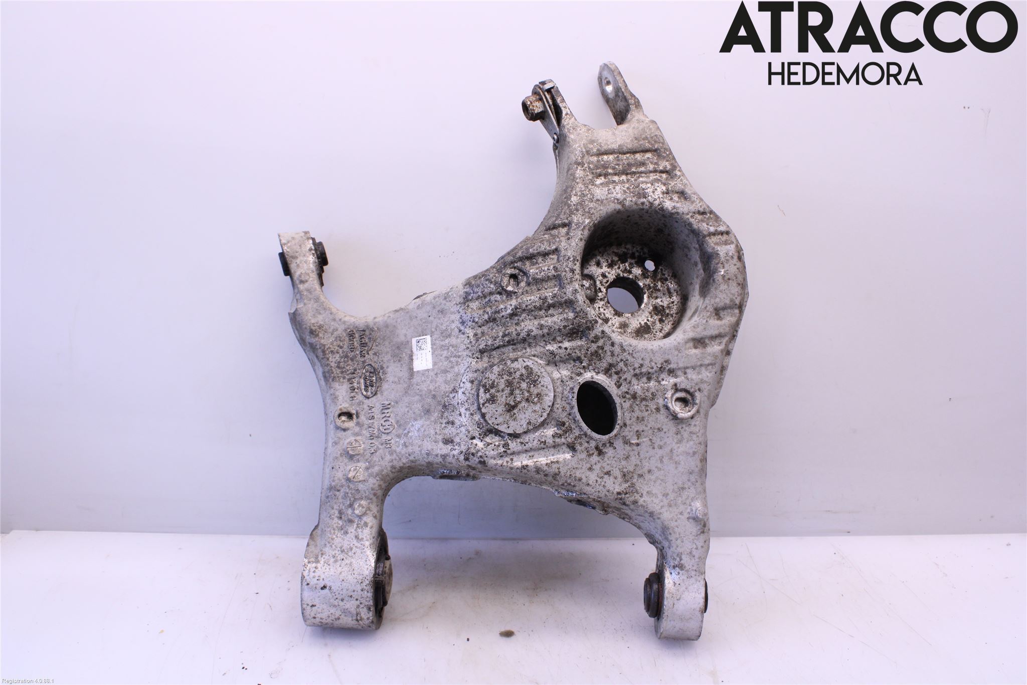 Jaguar F-PACE Bärarm Bak Vänster