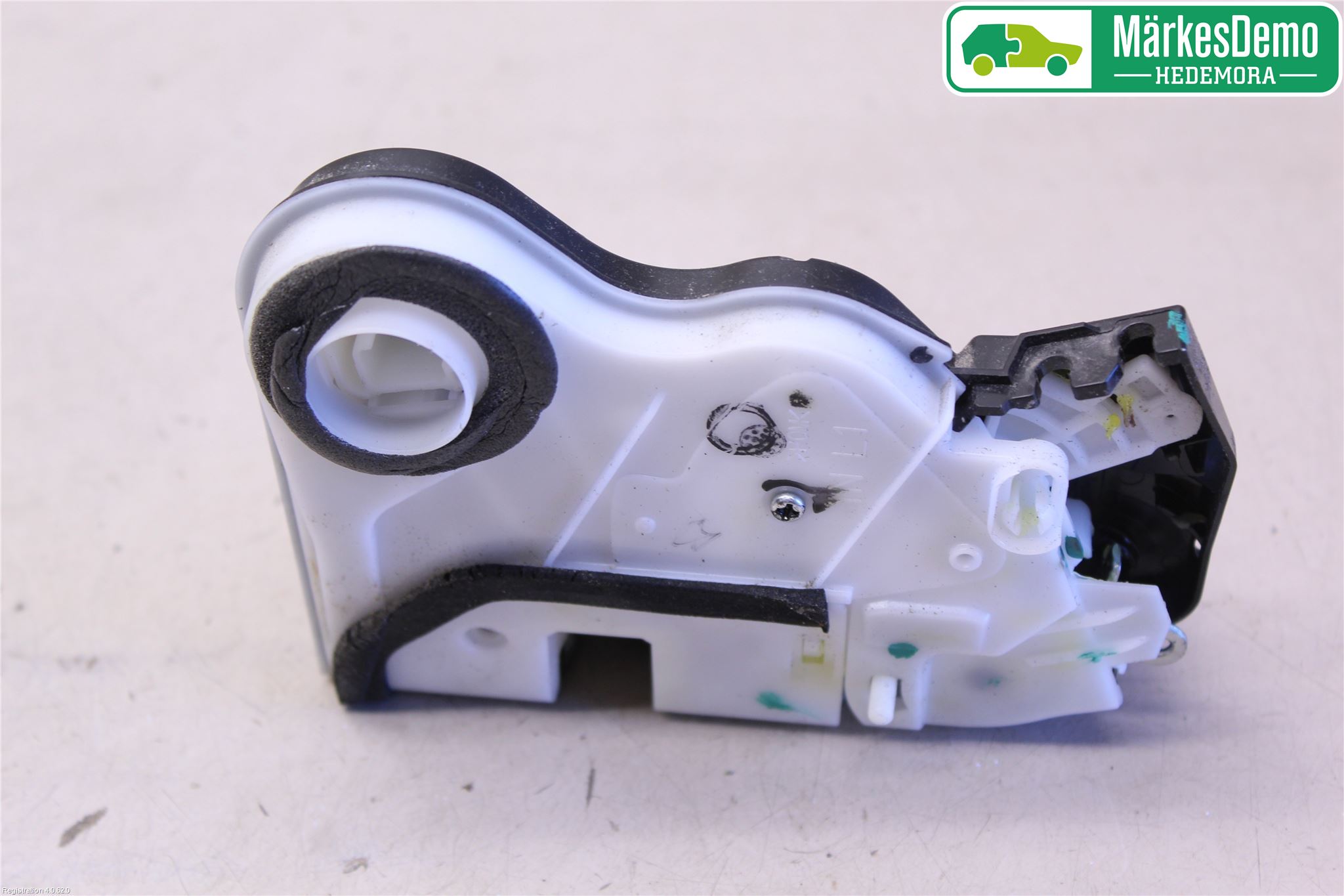 Suzuki BALENO 95-19 Låskista-Dörrlås