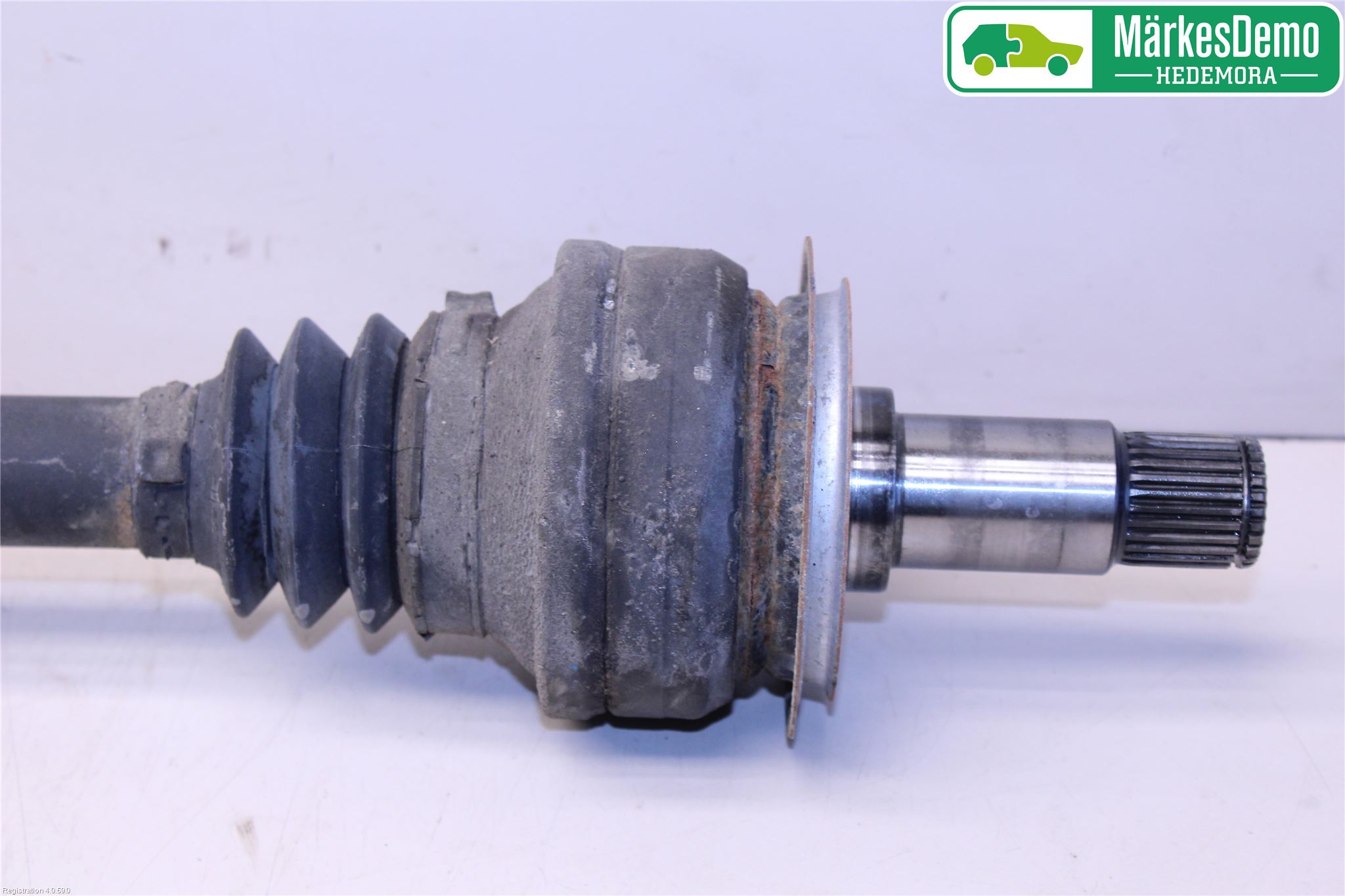 Mercedes-Benz MB E-KLASS (W212) 09-16 Drivaxel Bak Vänster