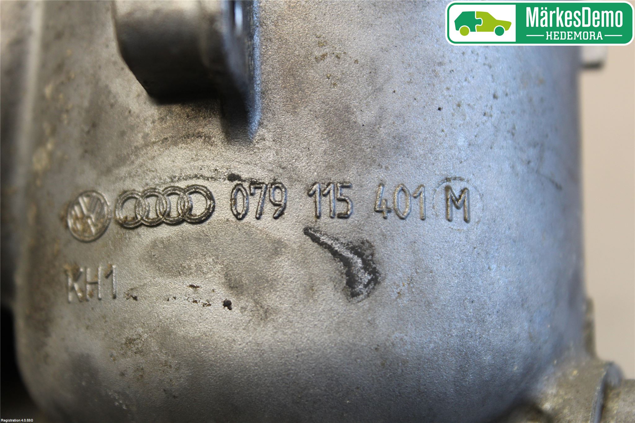 Audi A6/S6     05-11 Oljefilterhållare